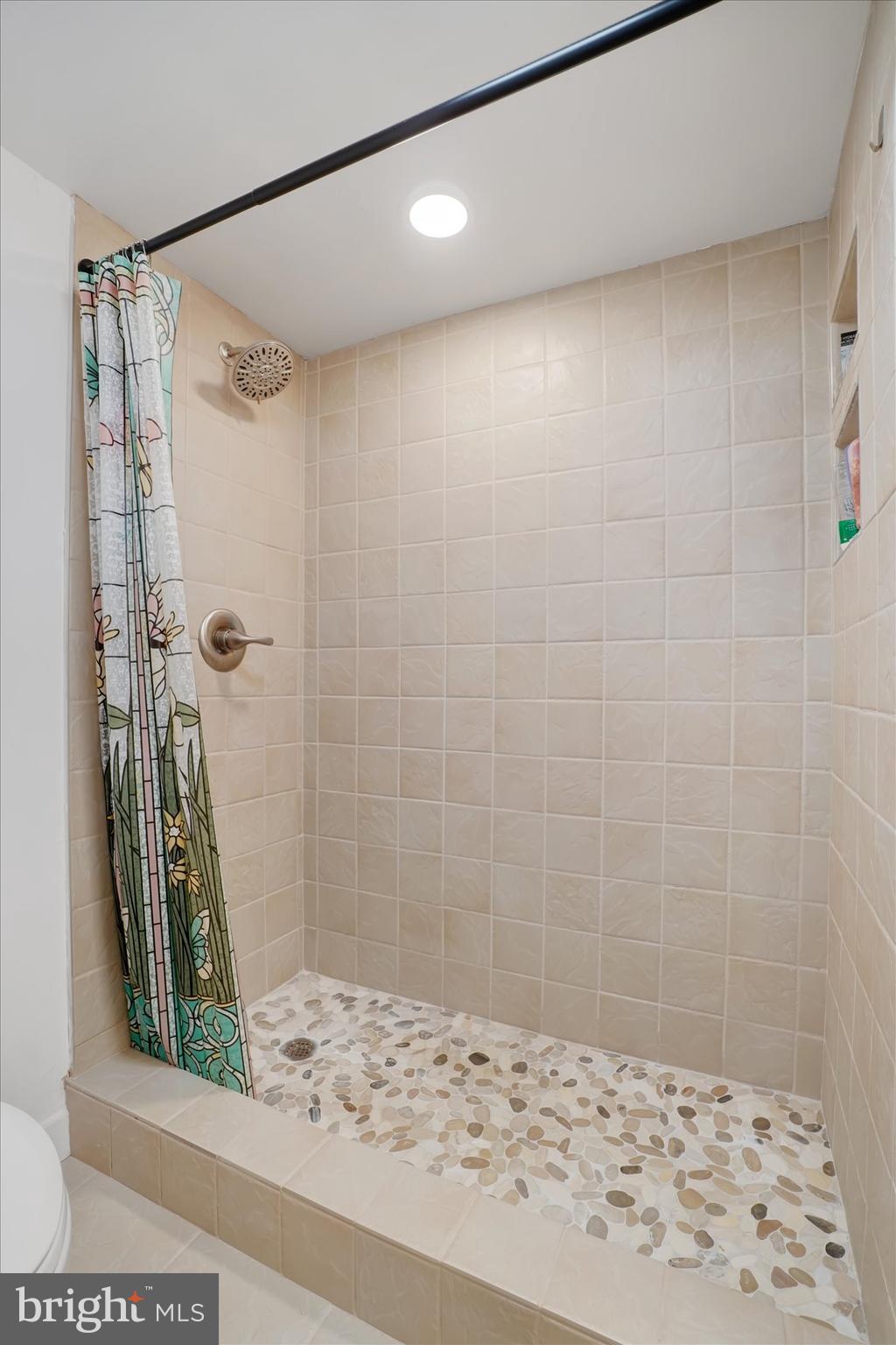 SPRING GARDEN - Residential