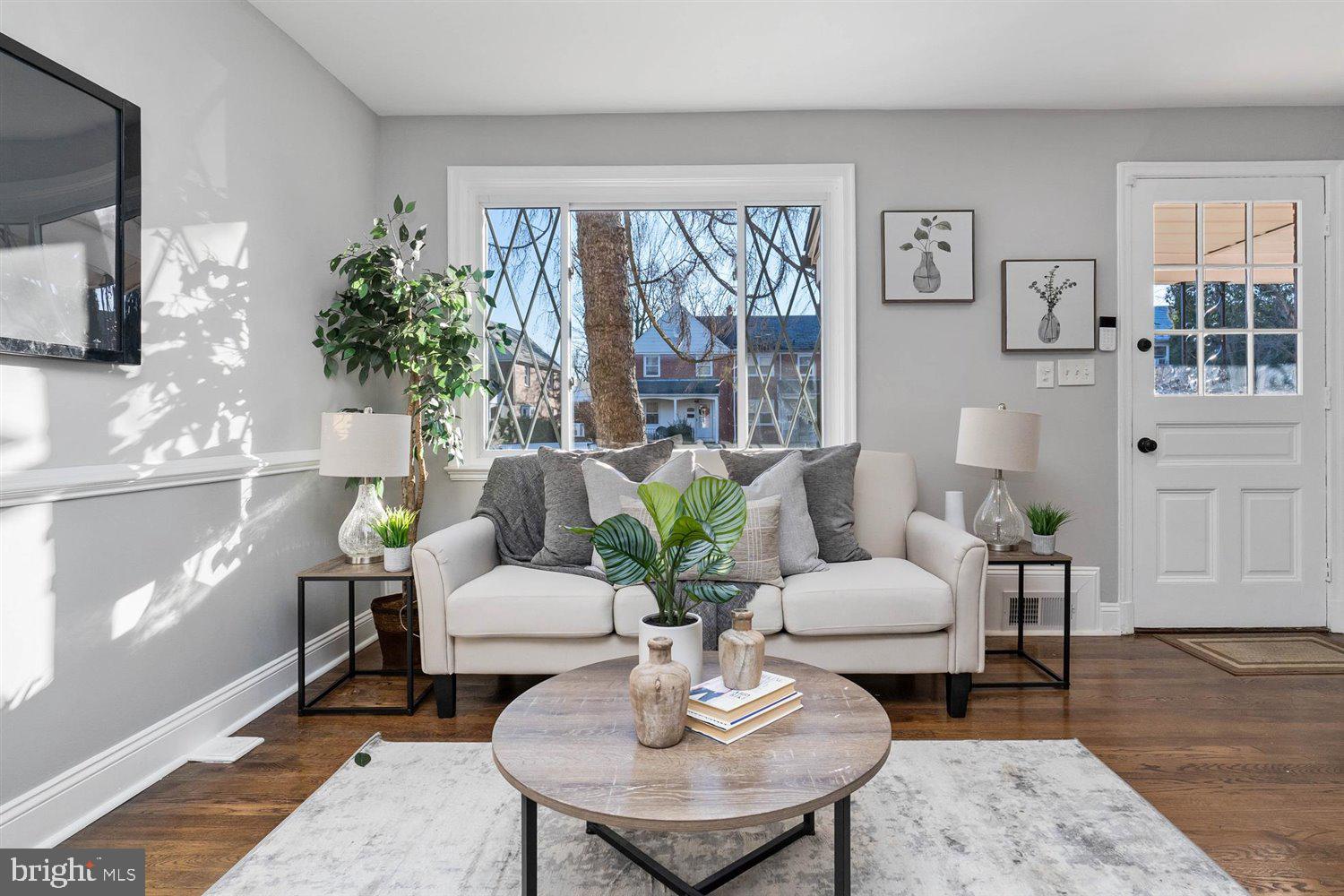 STONEWOOD-PENTWOOD-WINSTON - Residential