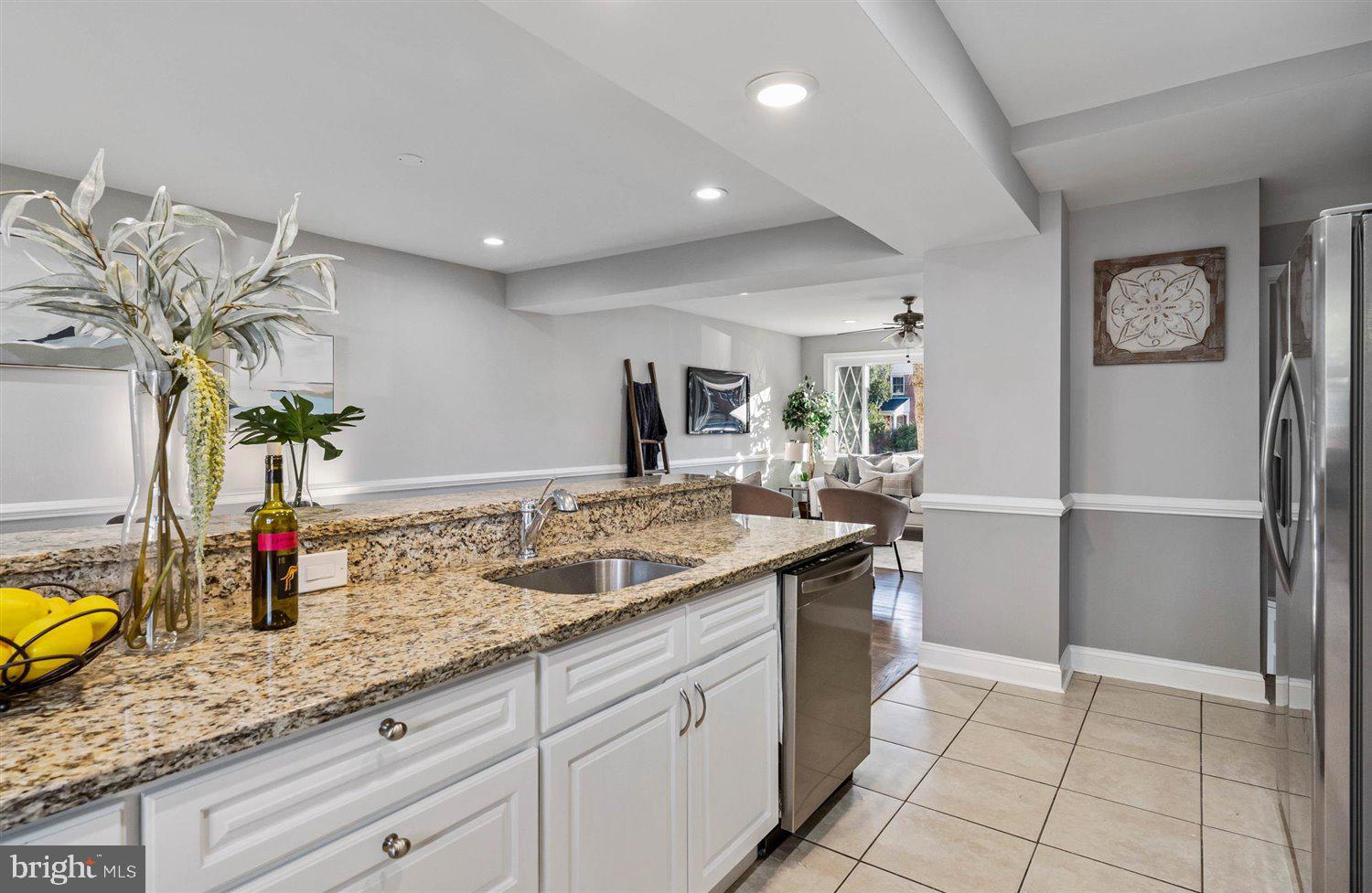 STONEWOOD-PENTWOOD-WINSTON - Residential