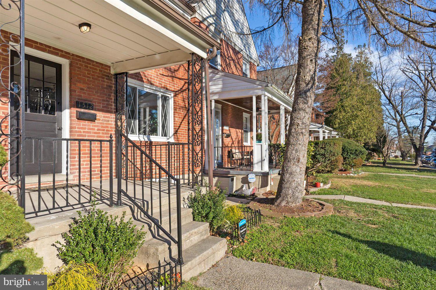 STONEWOOD-PENTWOOD-WINSTON - Residential