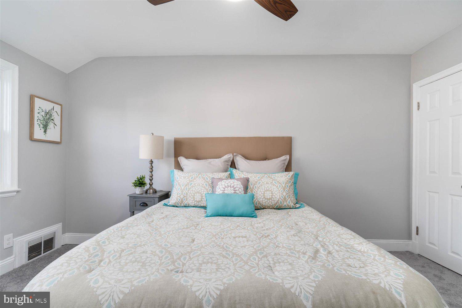 STONEWOOD-PENTWOOD-WINSTON - Residential