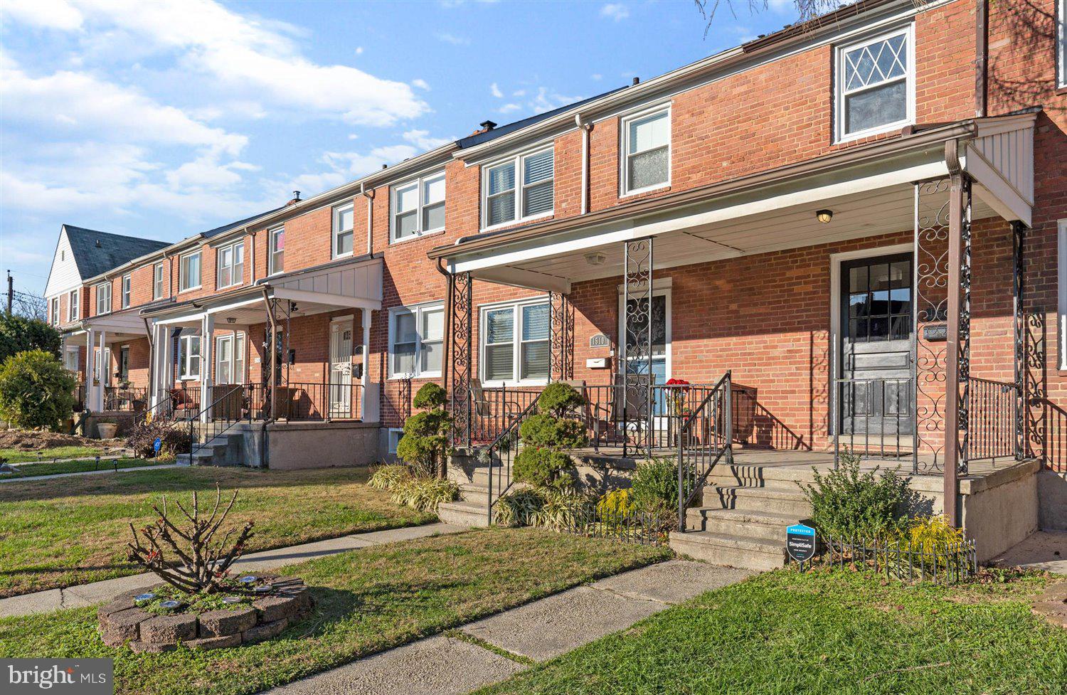 STONEWOOD-PENTWOOD-WINSTON - Residential