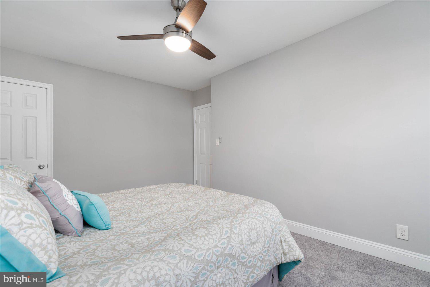 STONEWOOD-PENTWOOD-WINSTON - Residential