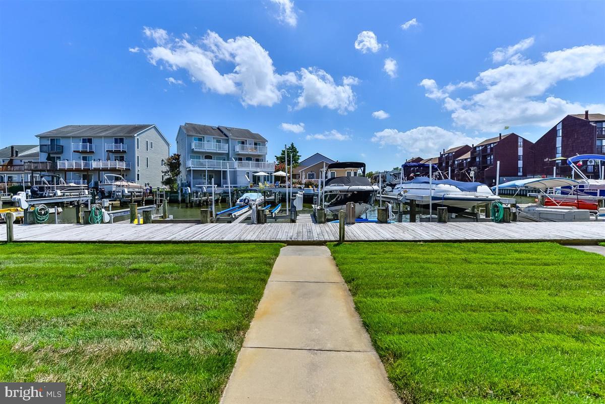 HERON HARBOUR - Residential