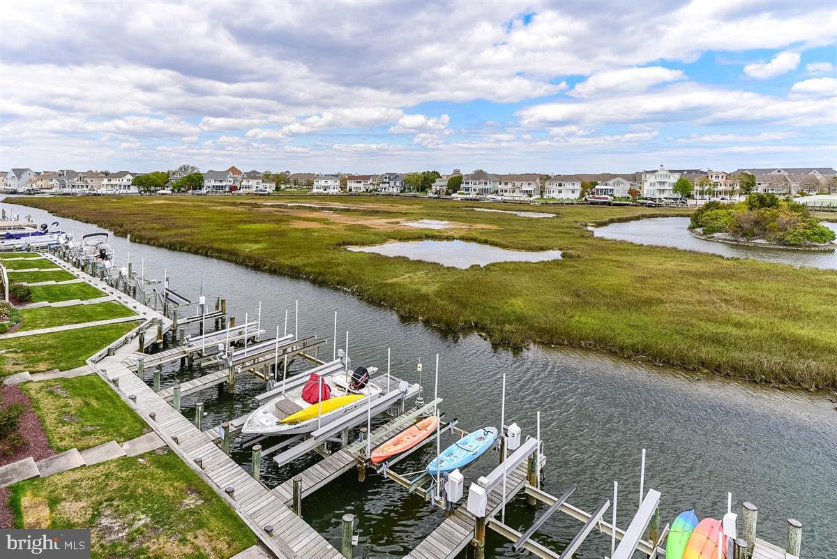 HERON HARBOUR - Residential