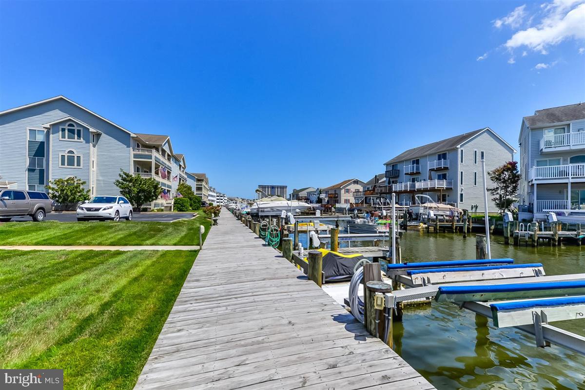 HERON HARBOUR - Residential