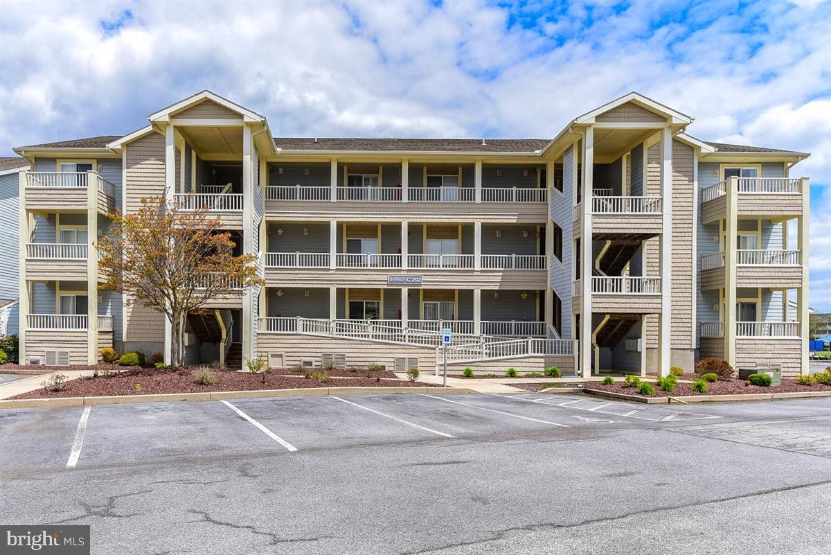 HERON HARBOUR - Residential