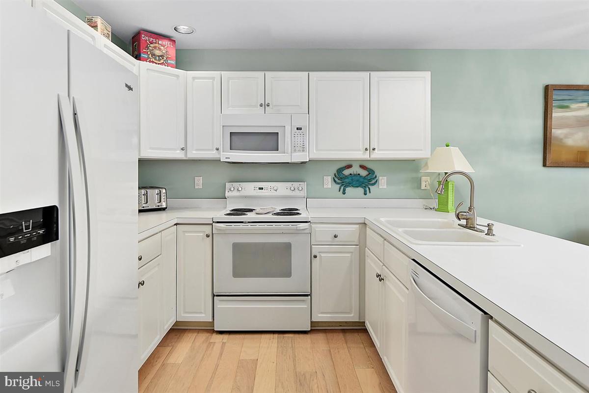 HERON HARBOUR - Residential