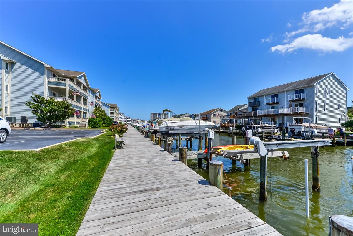 HERON HARBOUR - Residential