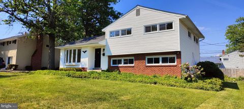 Homes For Sale - 16 N Avon Drive<br/> CLAYMONT, DE 19703