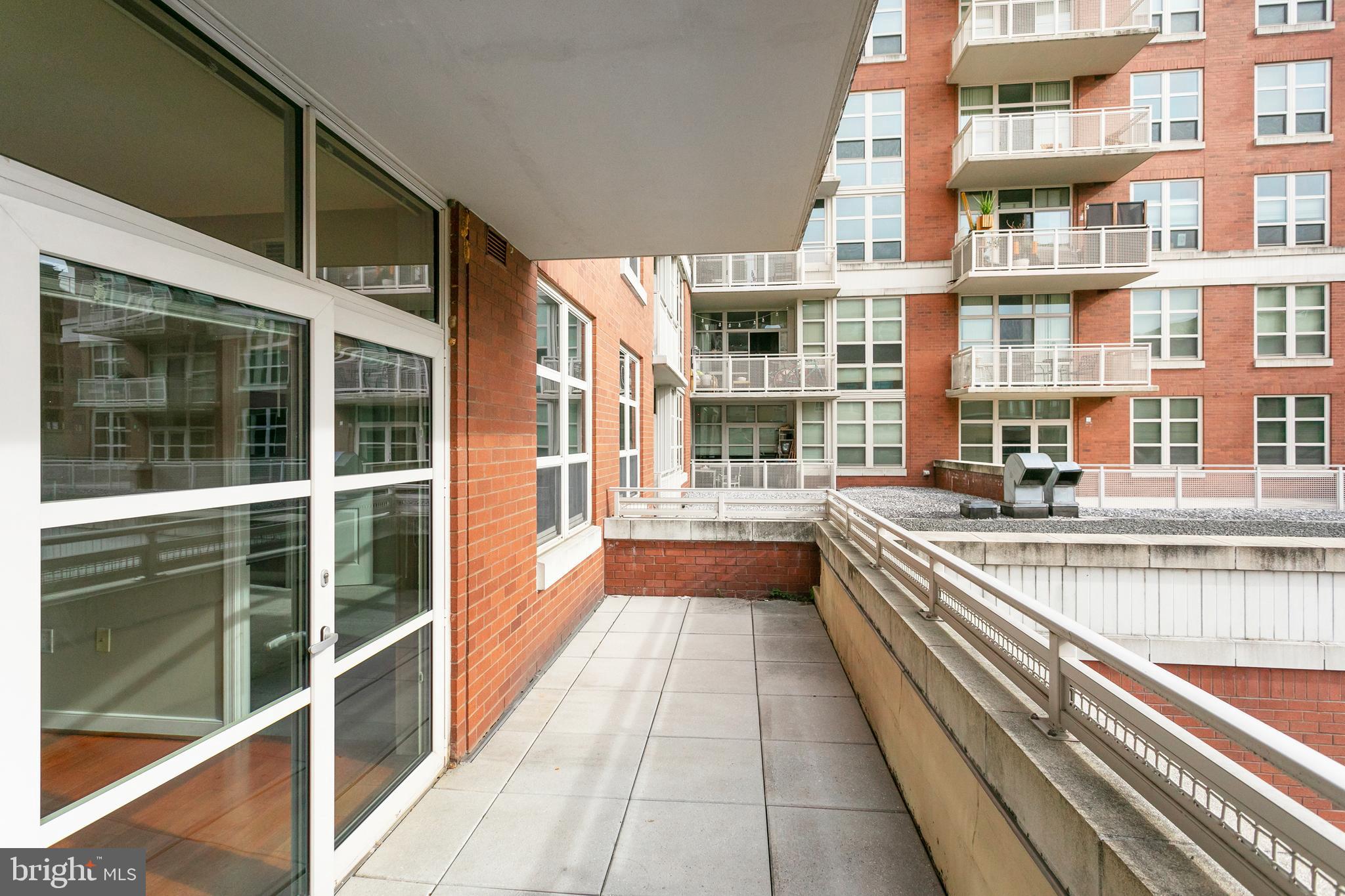 NATIONAL HARBOR - Residential Lease