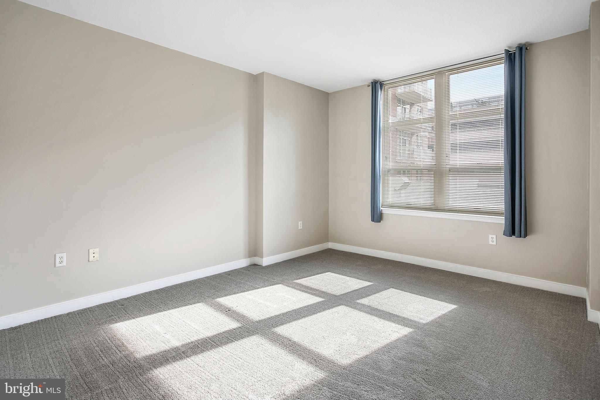 NATIONAL HARBOR - Residential Lease