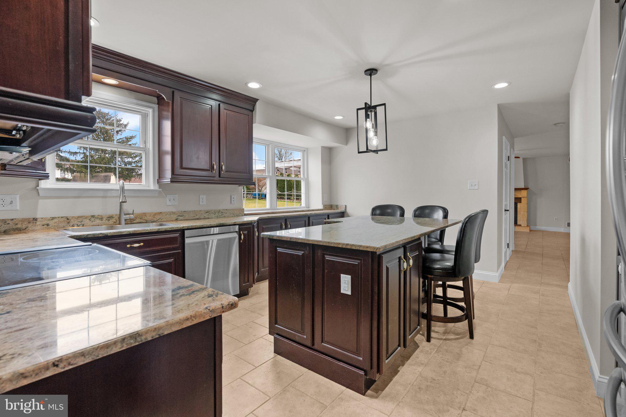 VALLEY VIEW - Residential