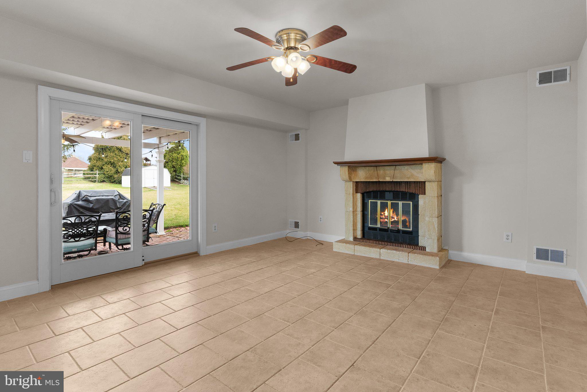 VALLEY VIEW - Residential