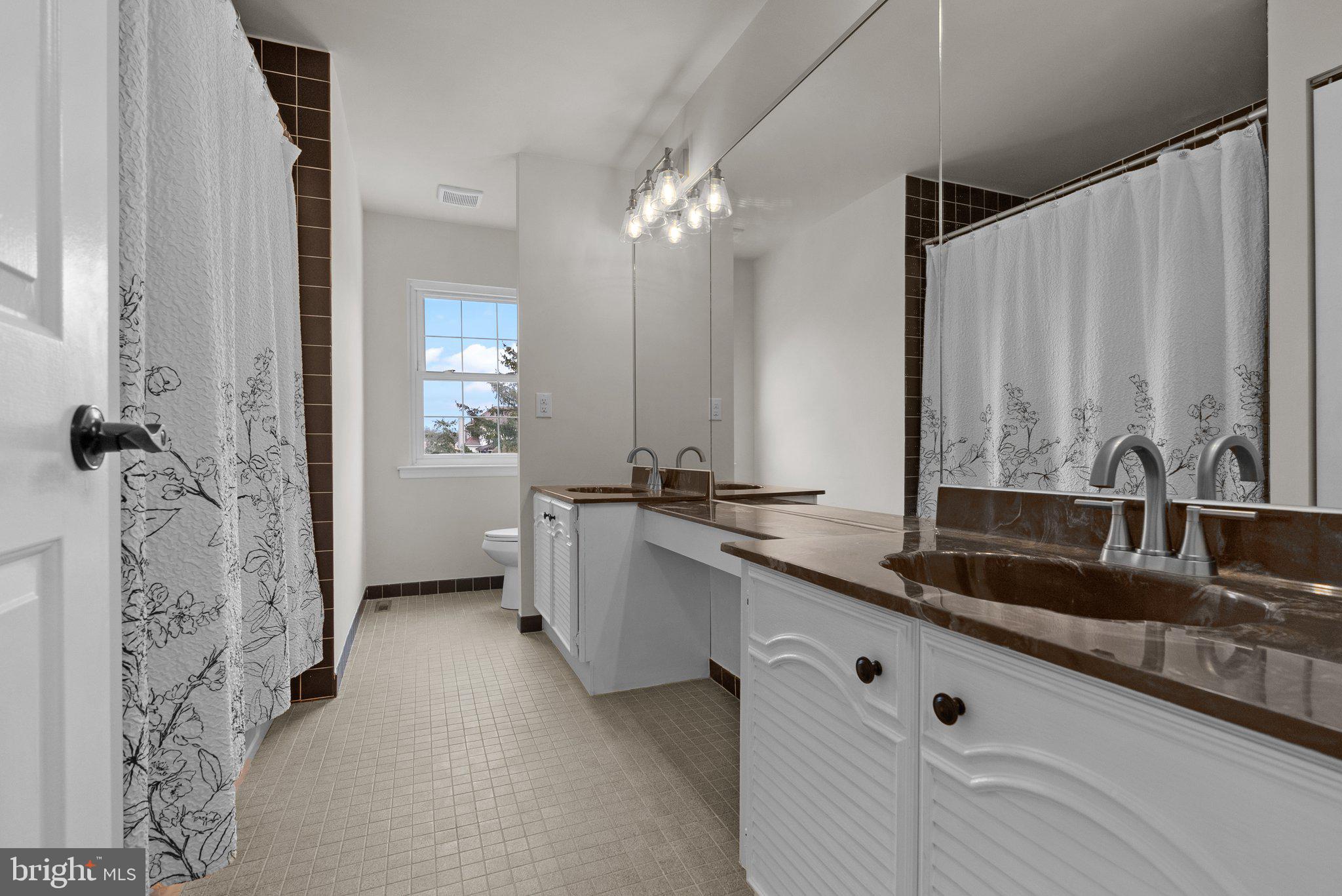 VALLEY VIEW - Residential