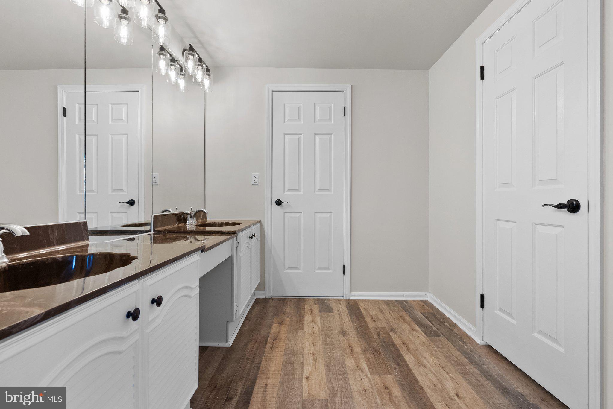 VALLEY VIEW - Residential