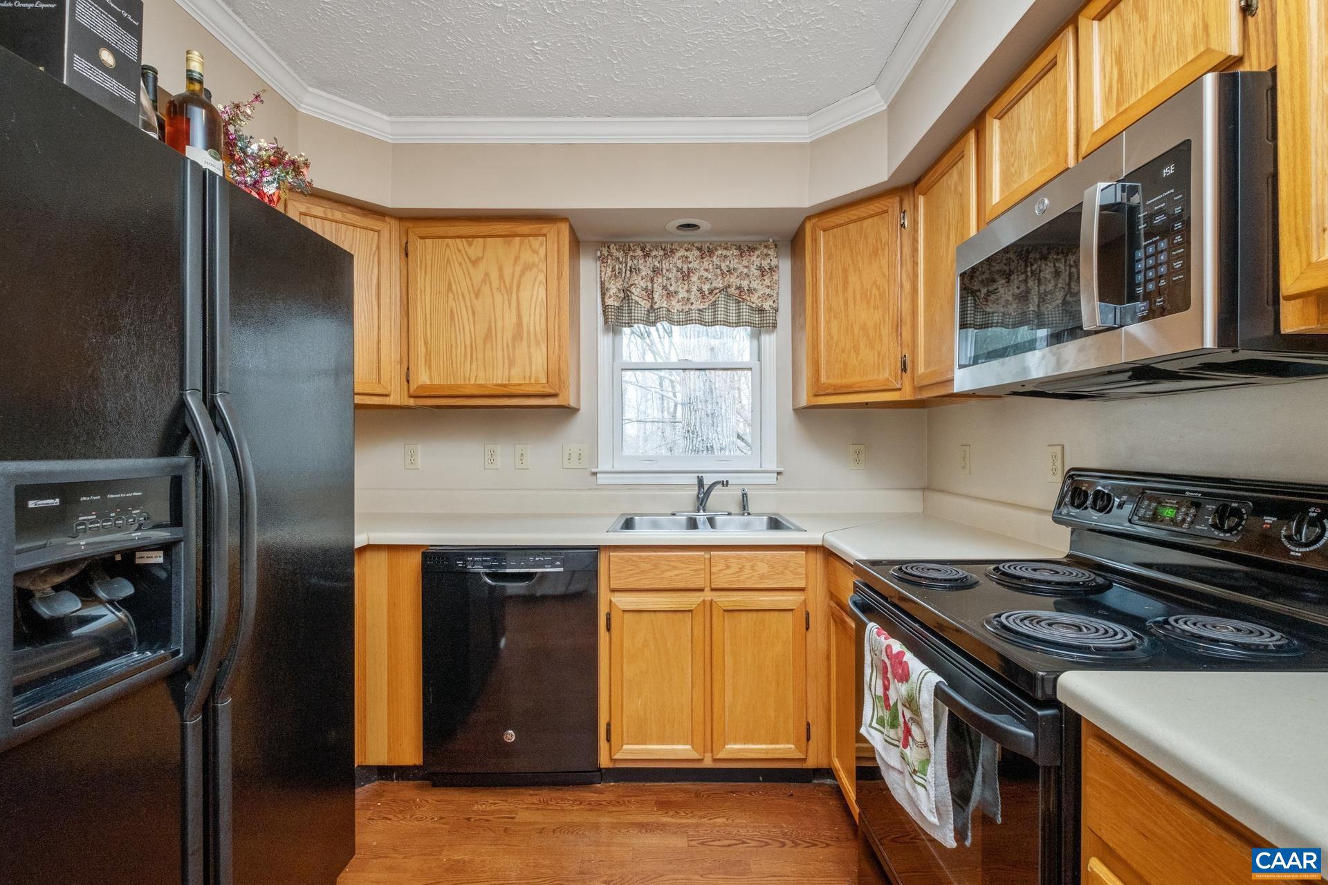 HOLLYMEAD - Residential