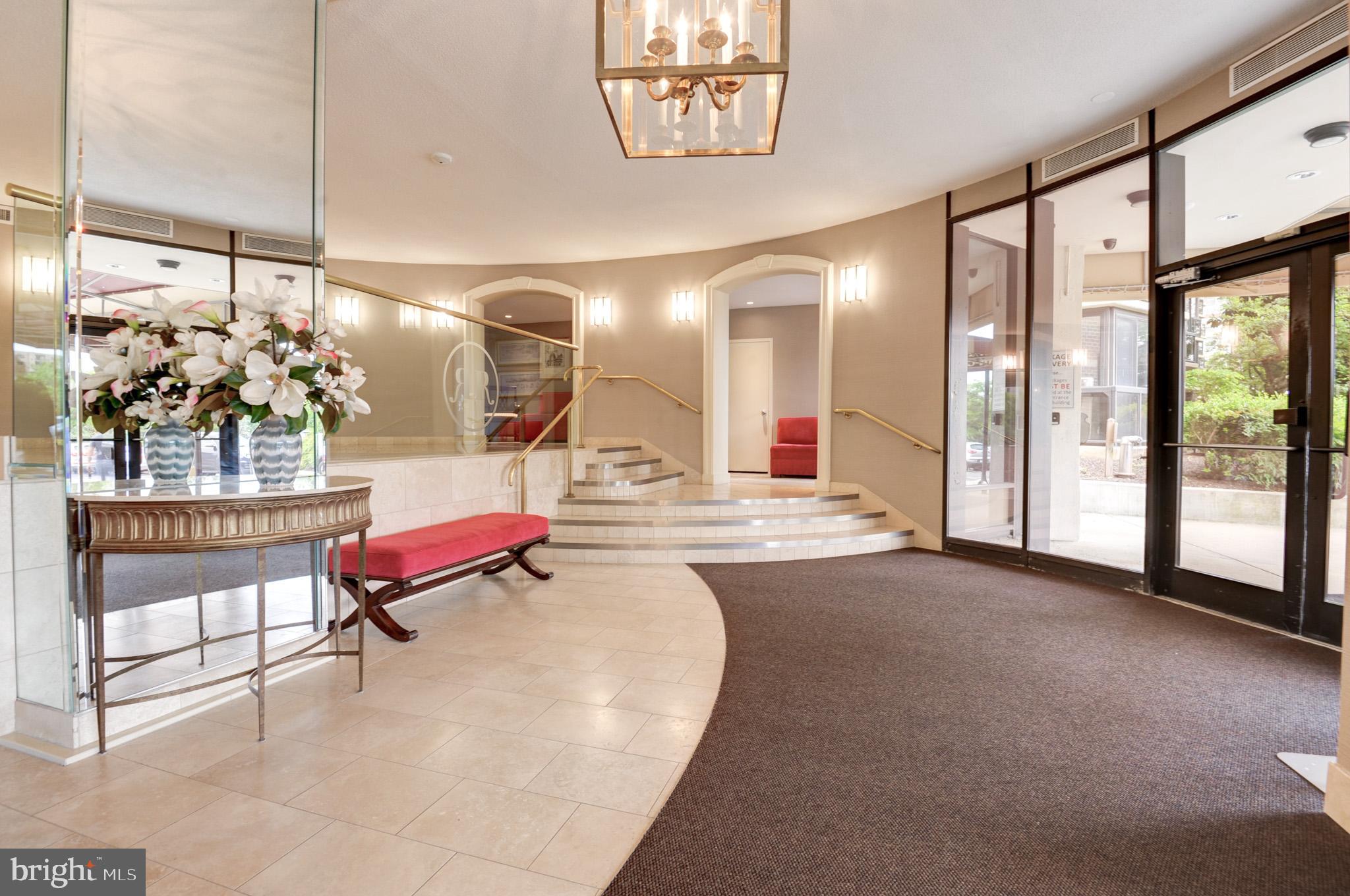 ROTONDA - Residential