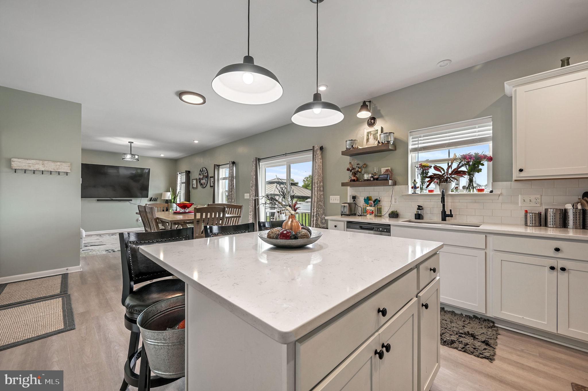 328 STEAMBOAT AVENUE