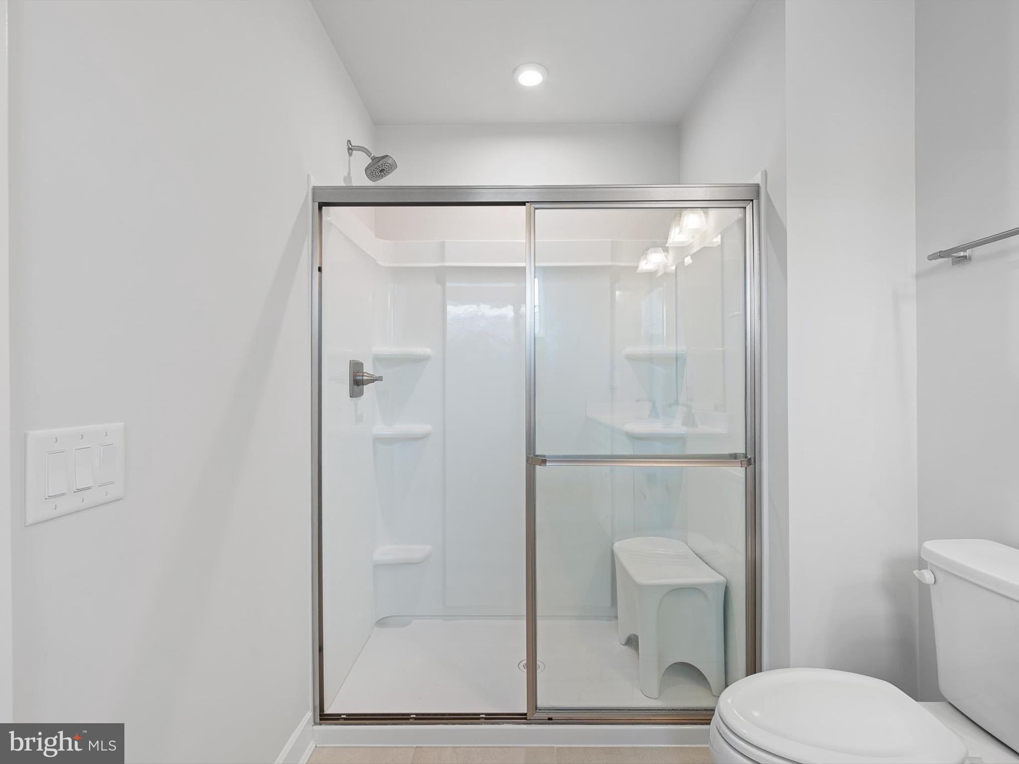 VERONA WOODS - Residential