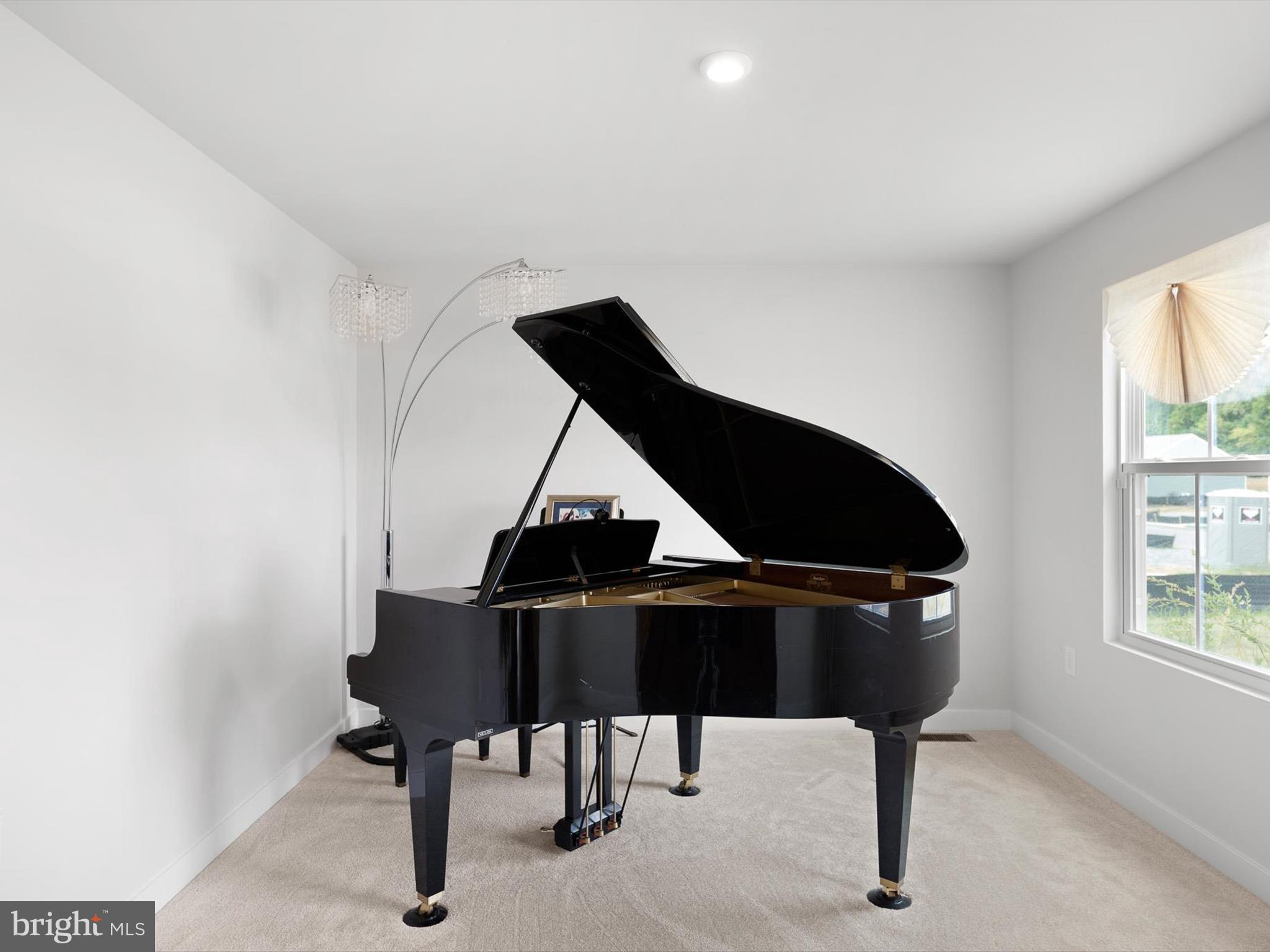 VERONA WOODS - Residential