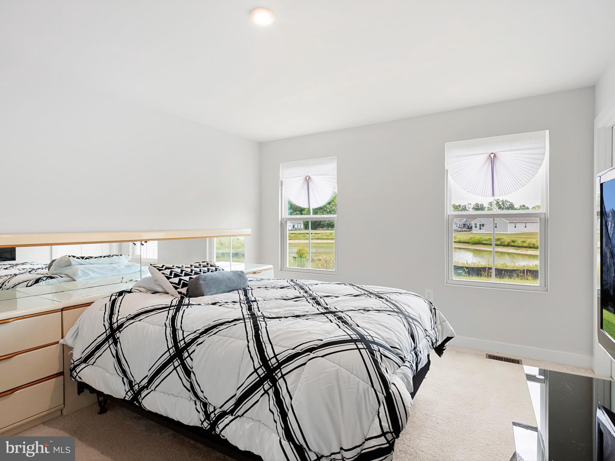 VERONA WOODS - Residential