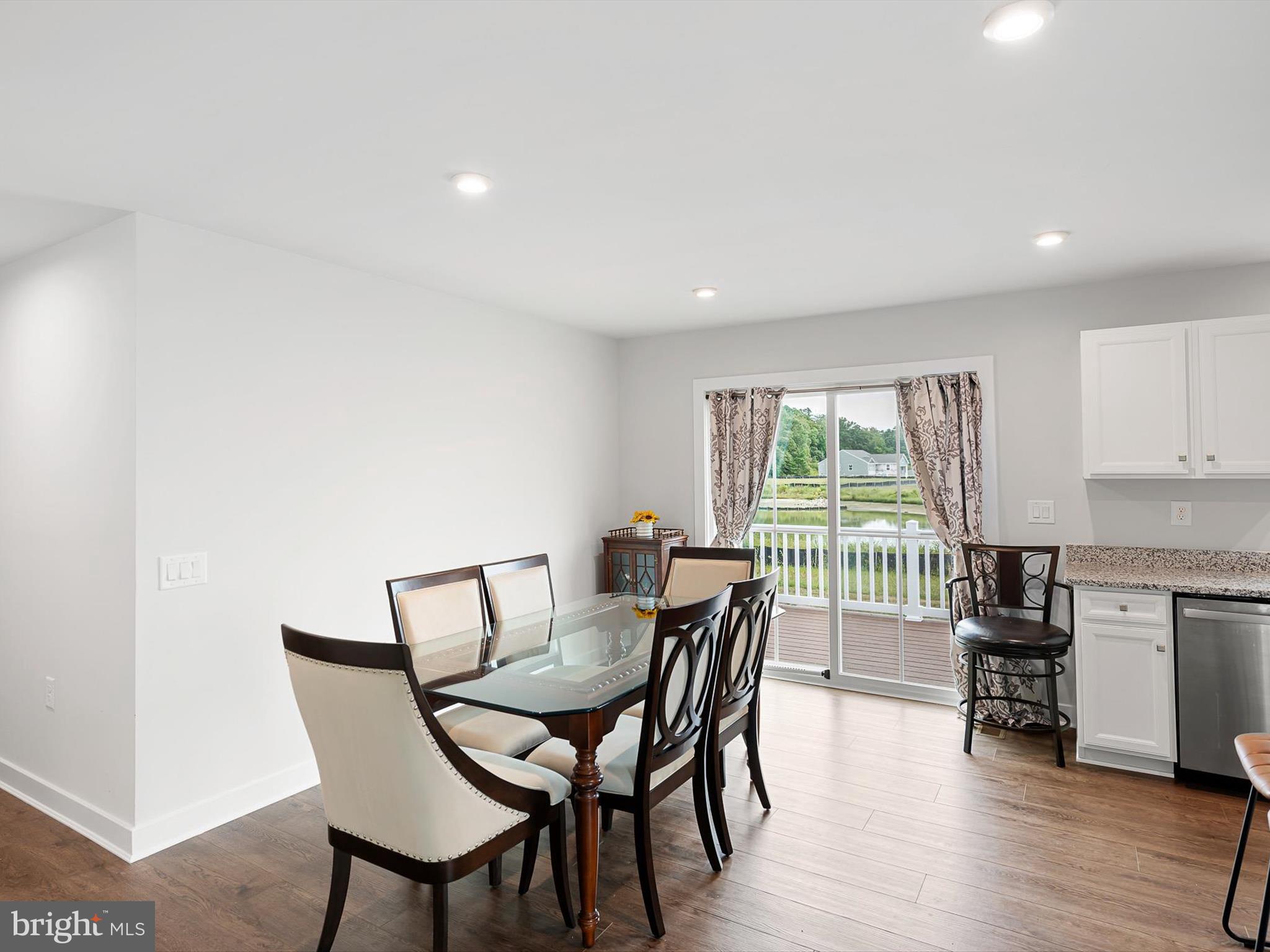 VERONA WOODS - Residential