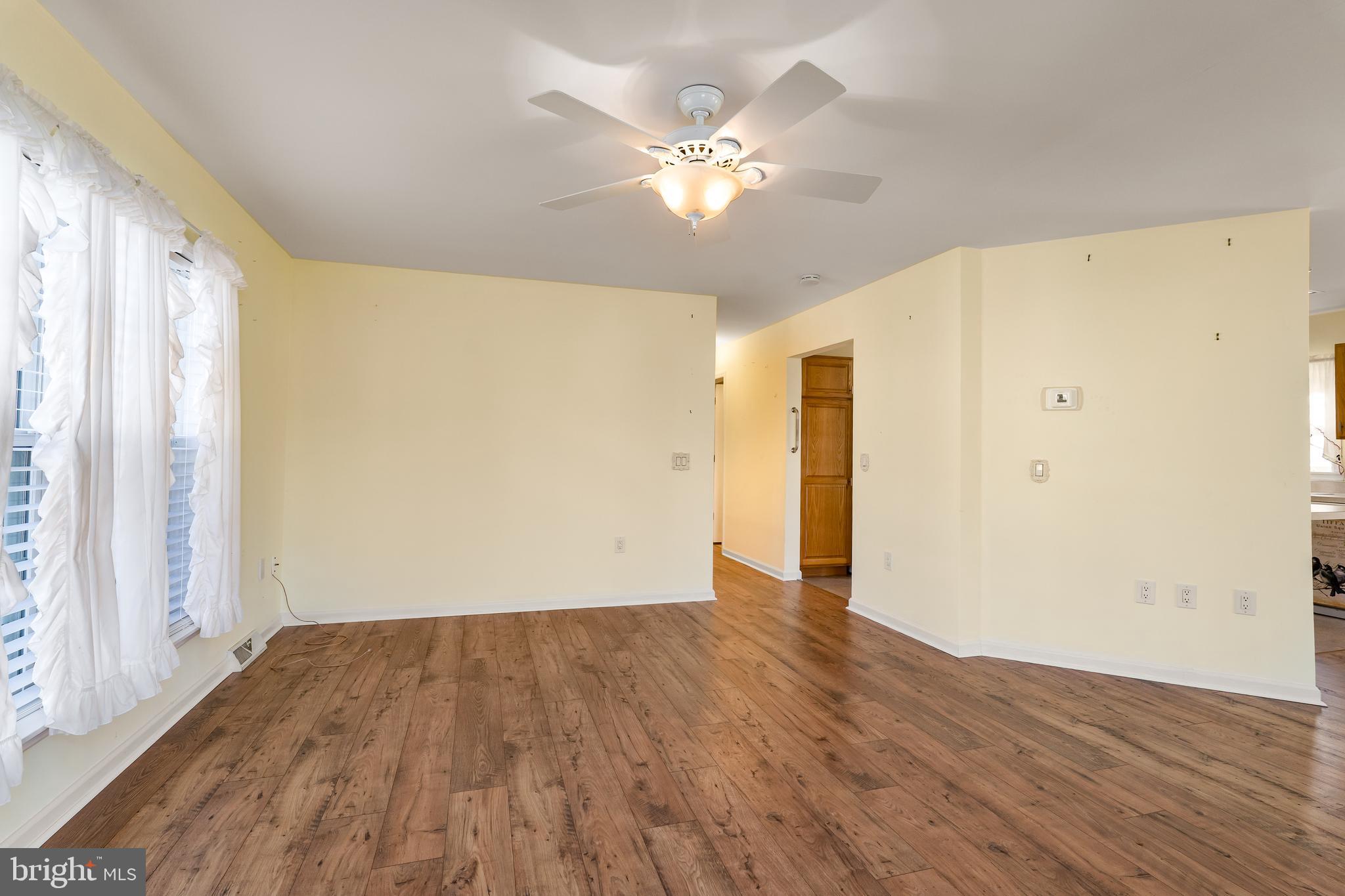 CINNAMON WOODS - Residential