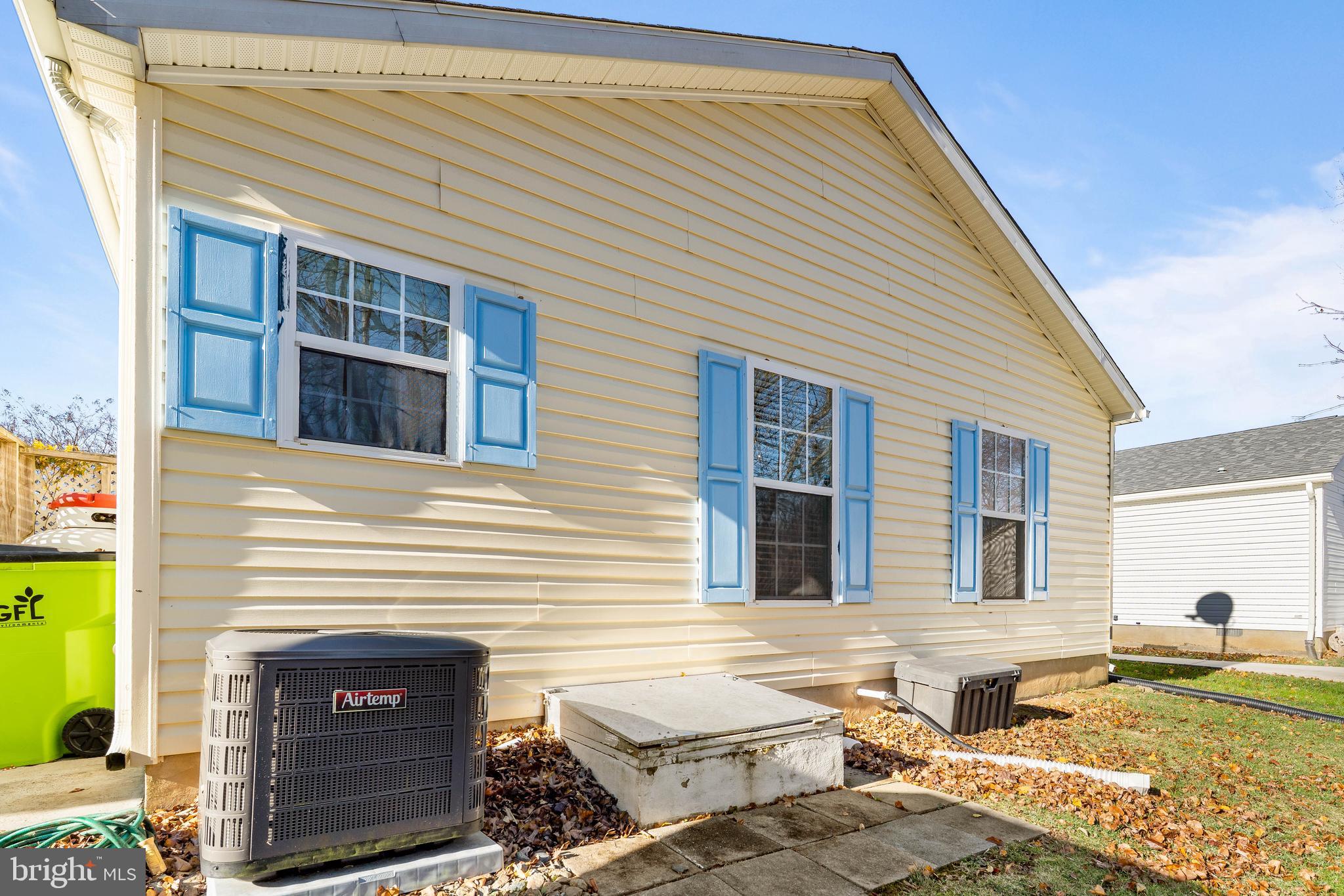 CINNAMON WOODS - Residential