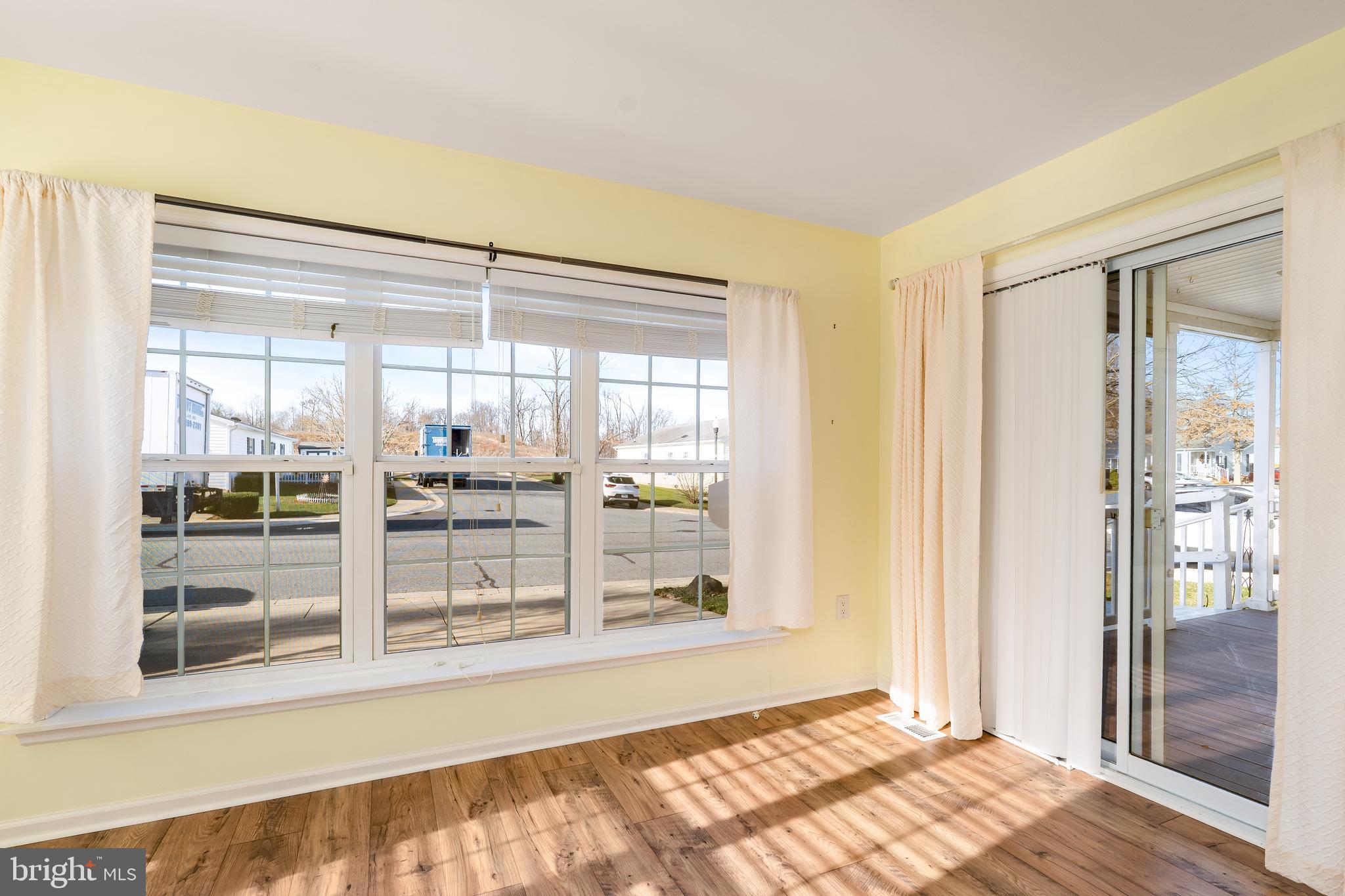 CINNAMON WOODS - Residential