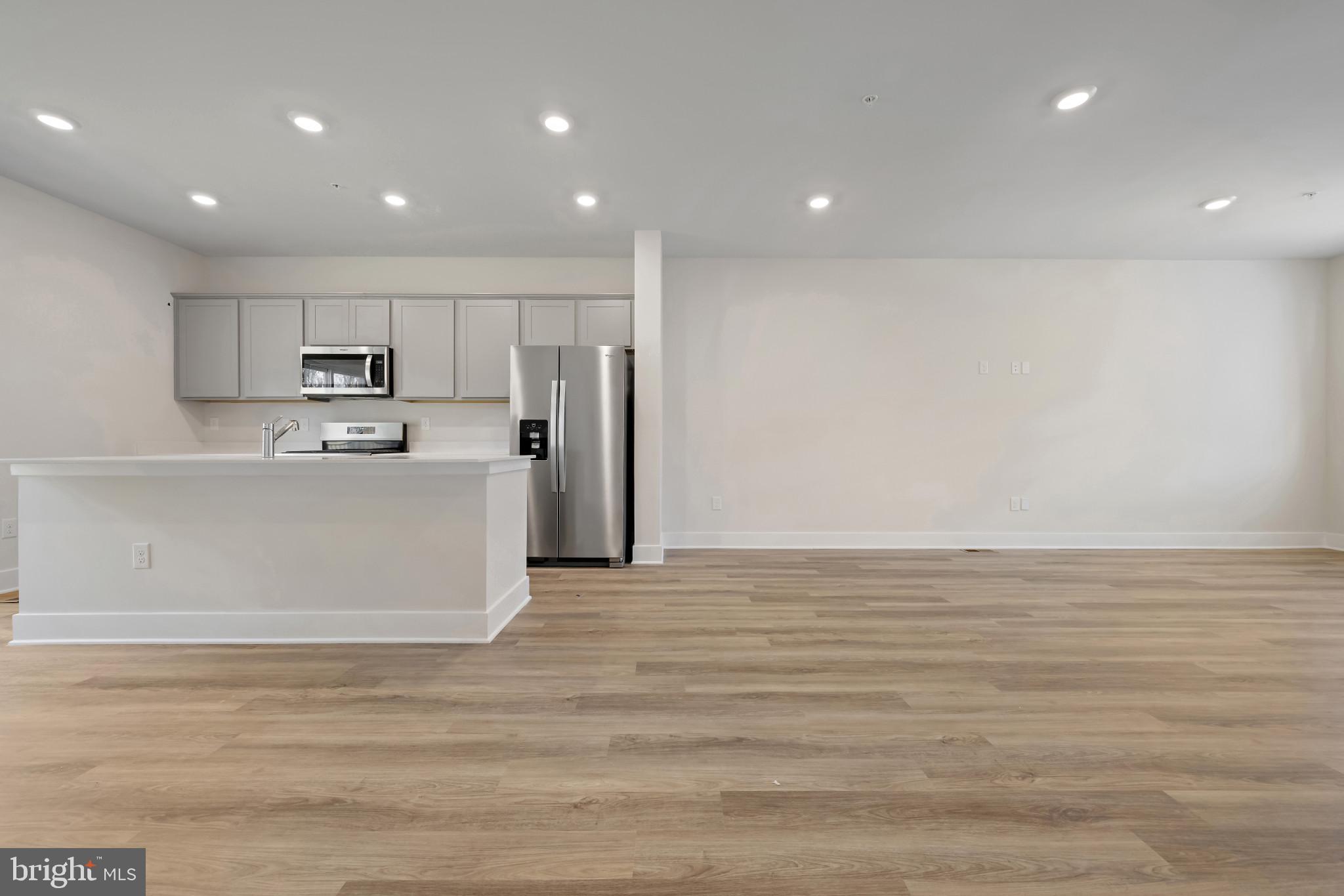 MAGNOLIA LANDING - Residential