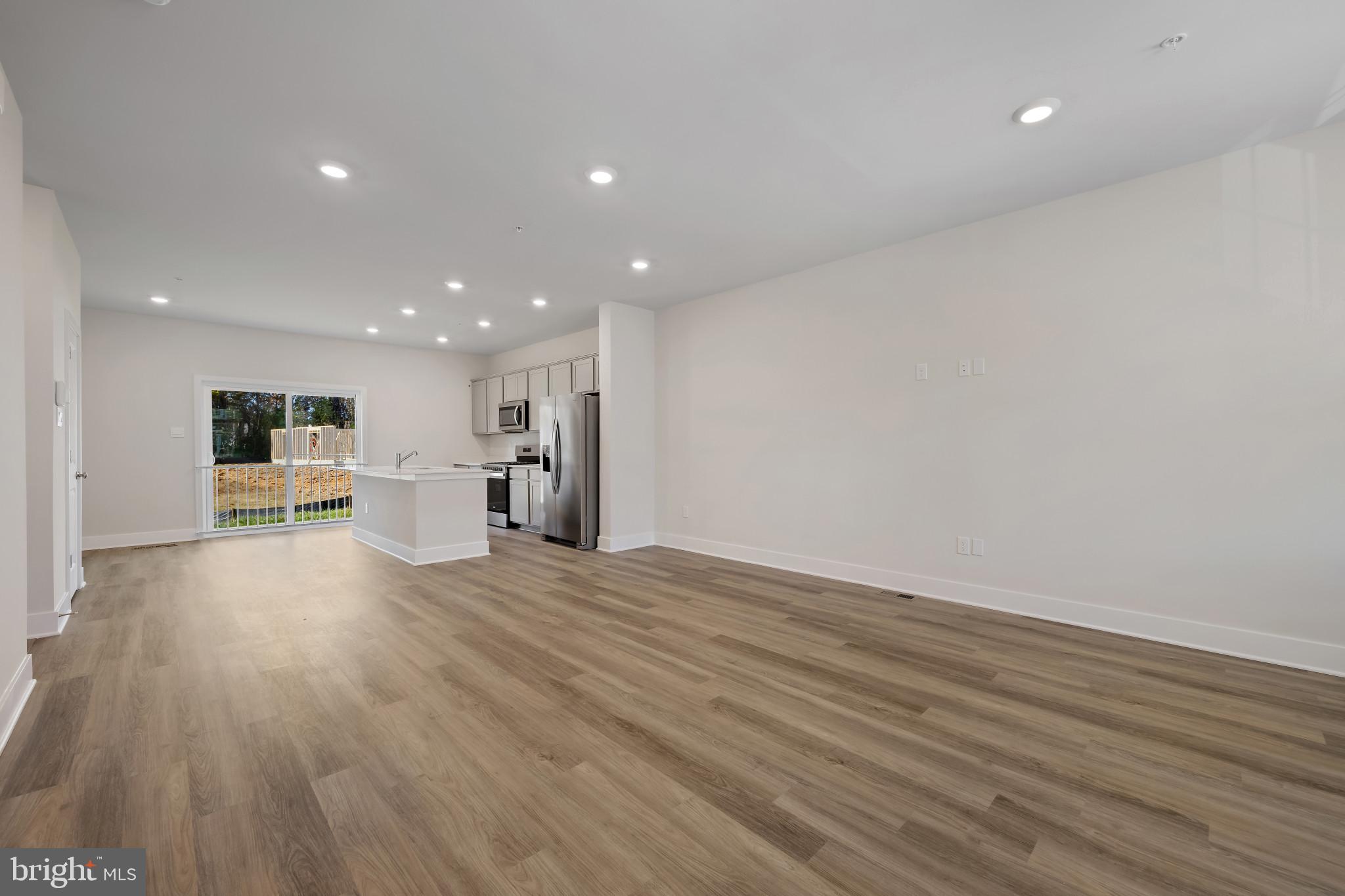 MAGNOLIA LANDING - Residential