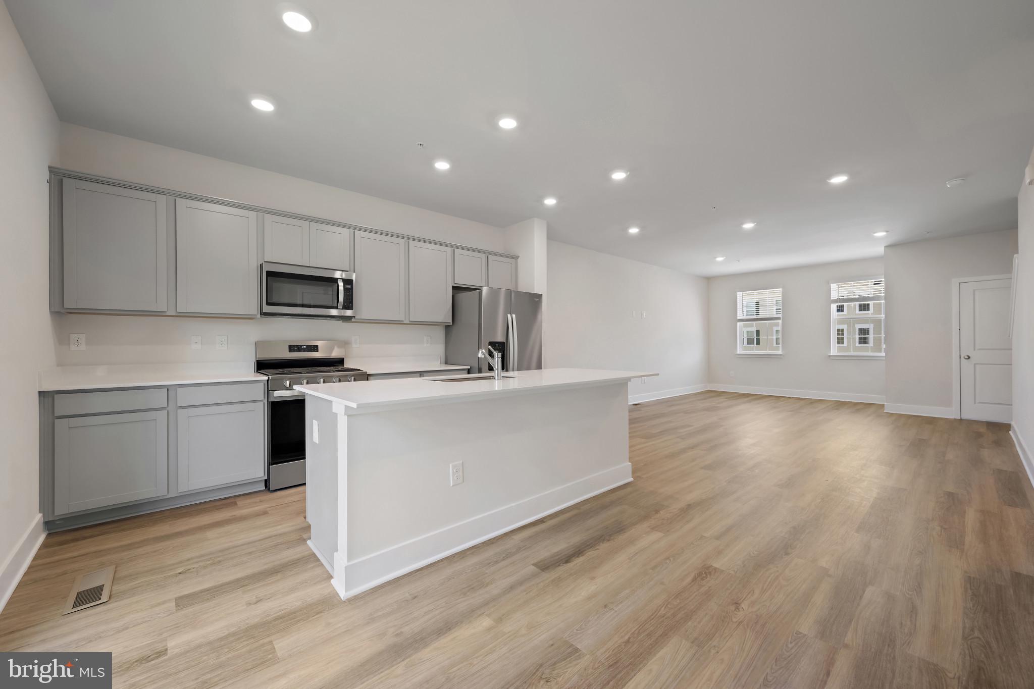 MAGNOLIA LANDING - Residential