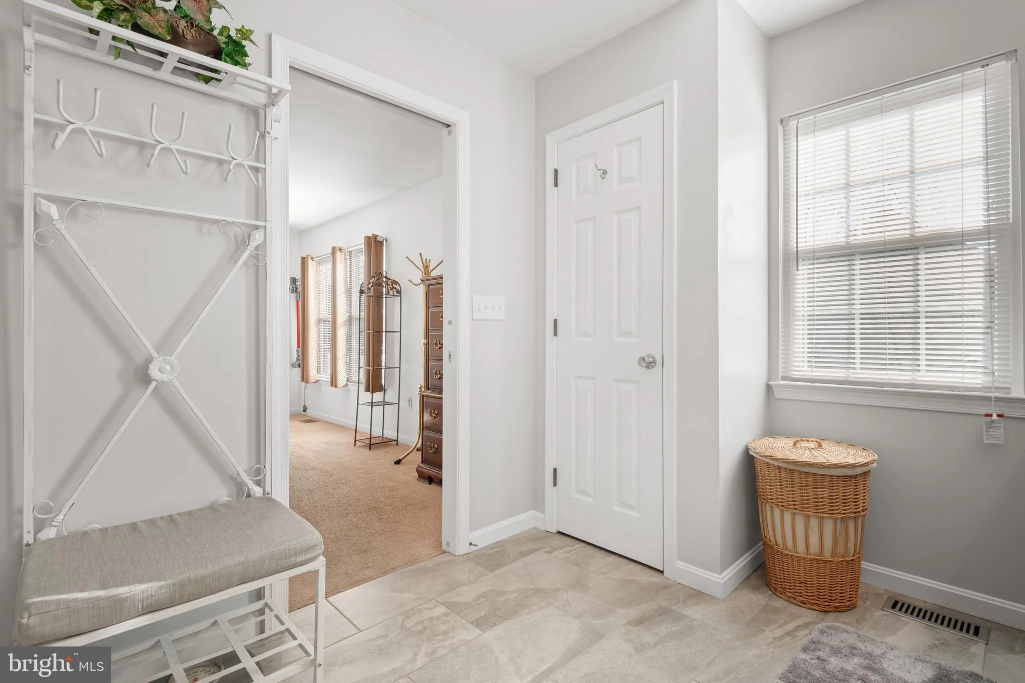 Palmyra, Pennsylvania 17078, United States, 3 Bedrooms Bedrooms, ,3 BathroomsBathrooms,Residential,Pending,14714