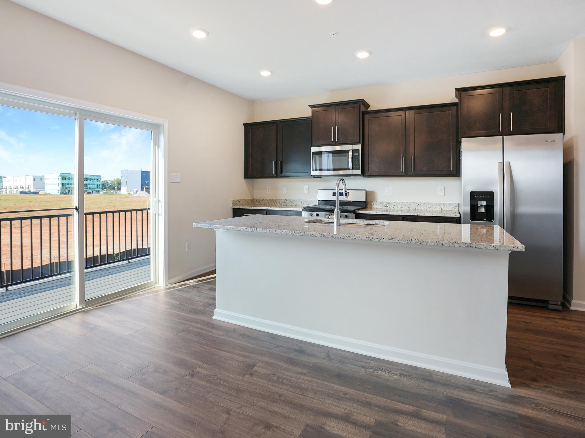 RENN QUARTER - Residential Lease