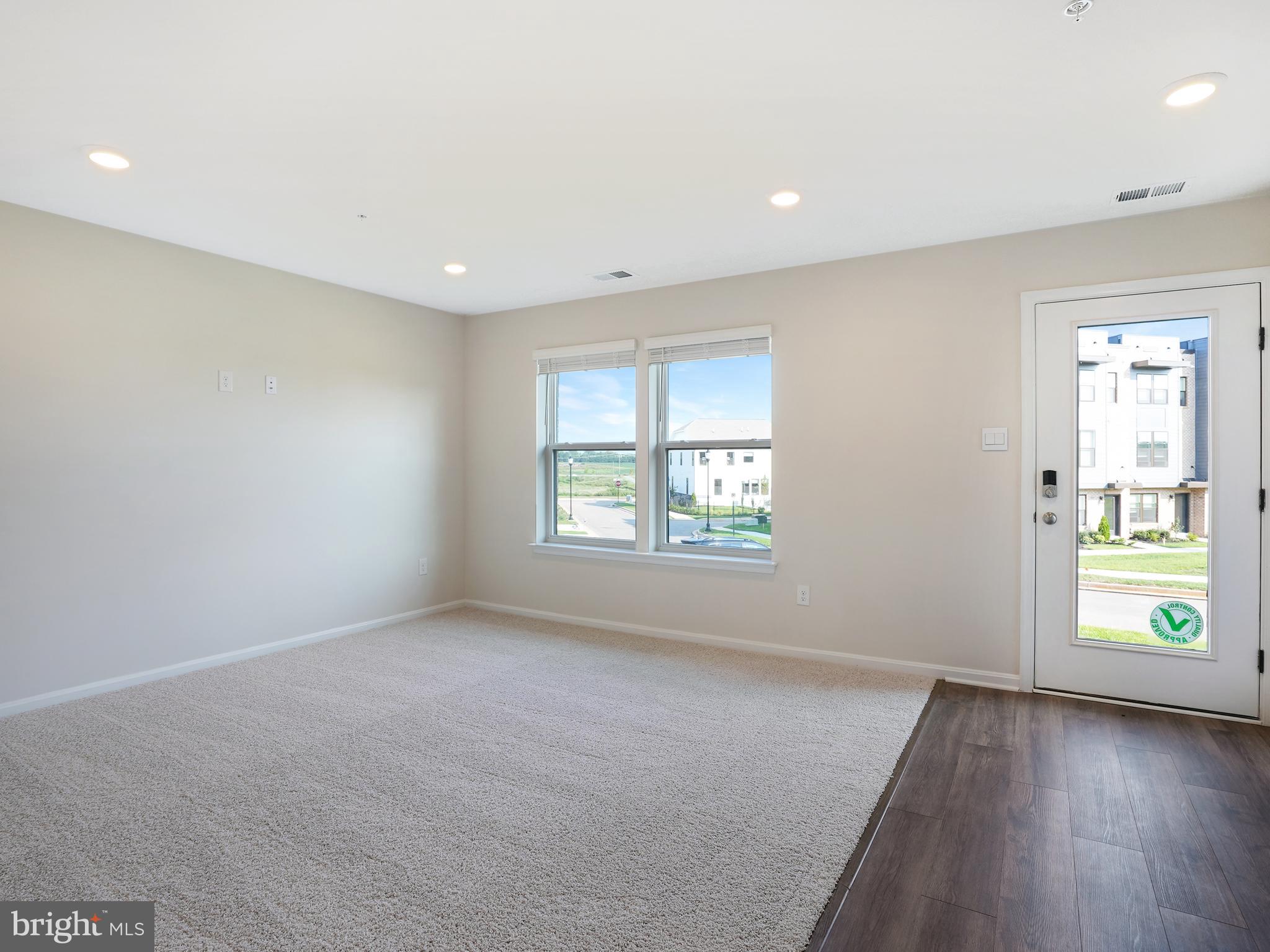 RENN QUARTER - Residential Lease