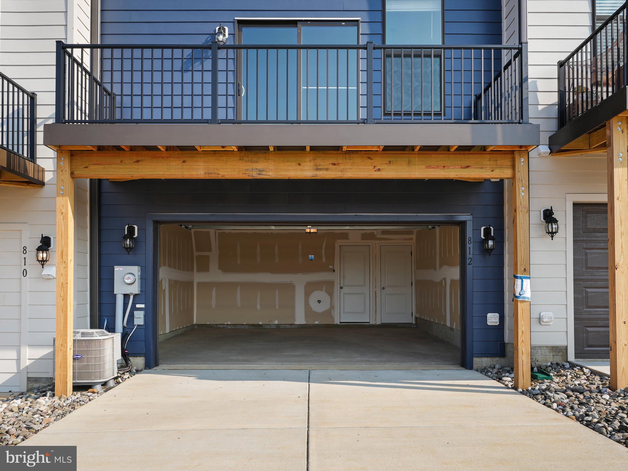 RENN QUARTER - Residential Lease