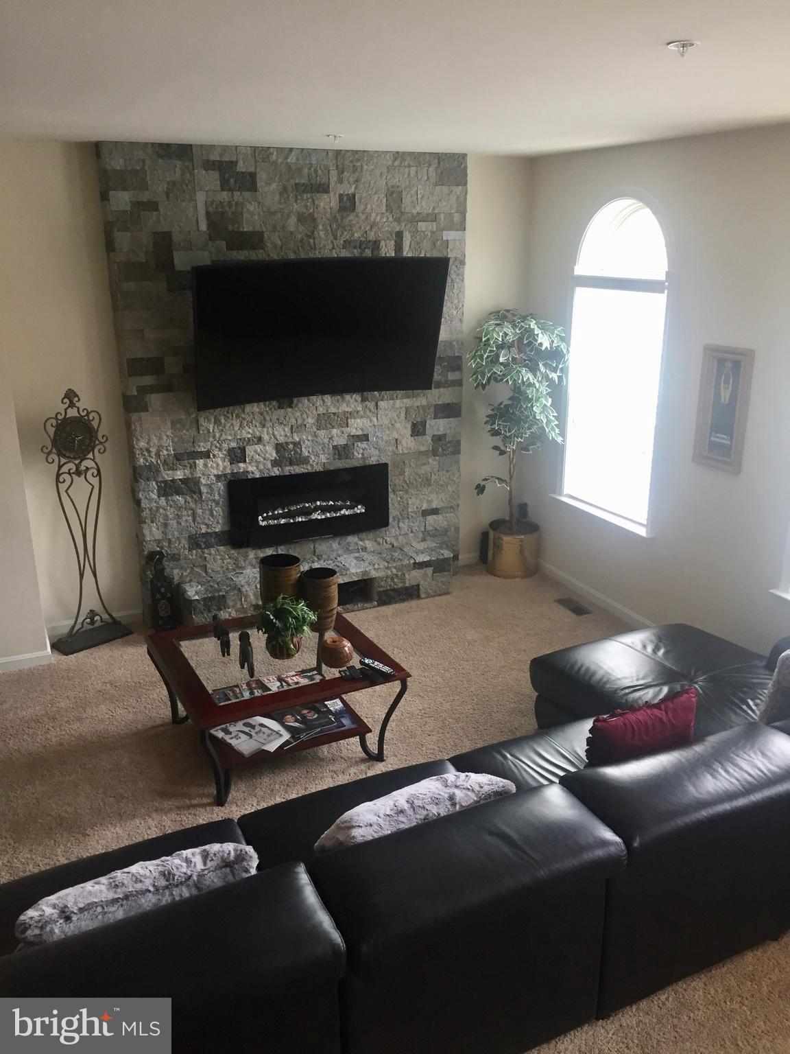 WOODMORE TOWNE CENTRE - Residential