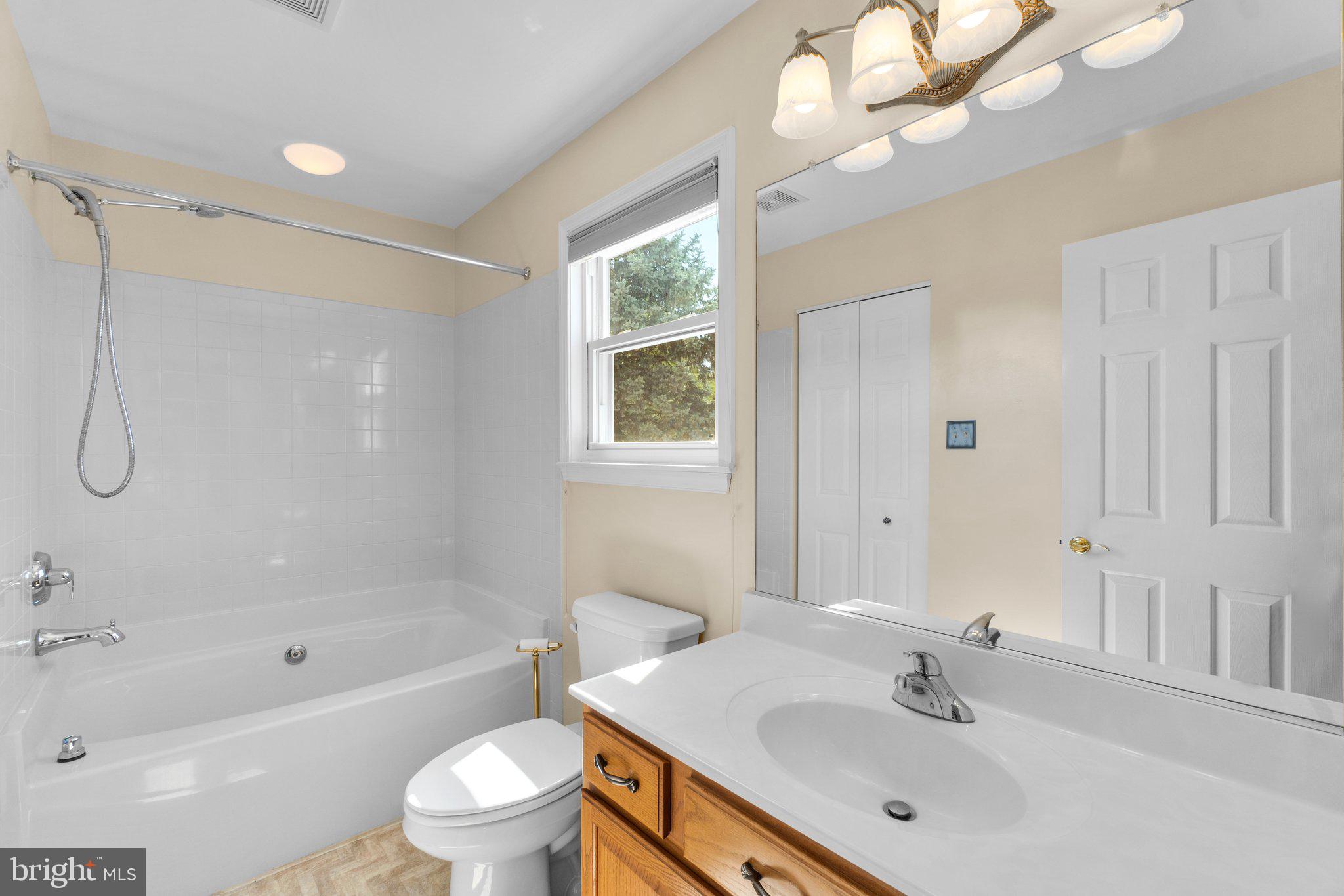 AUTUMN RIDGE - Residential