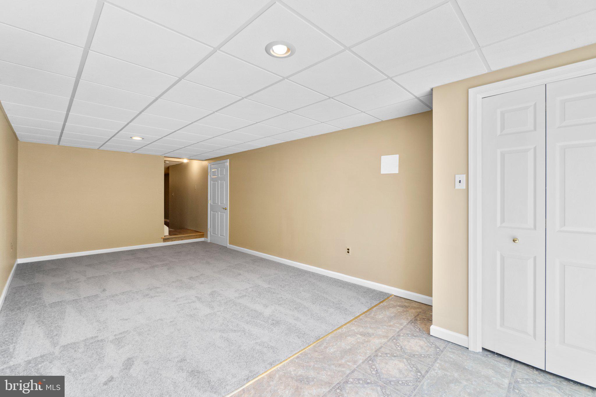 AUTUMN RIDGE - Residential