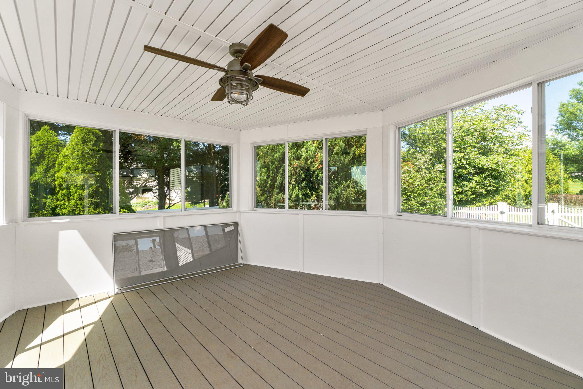 AUTUMN RIDGE - Residential