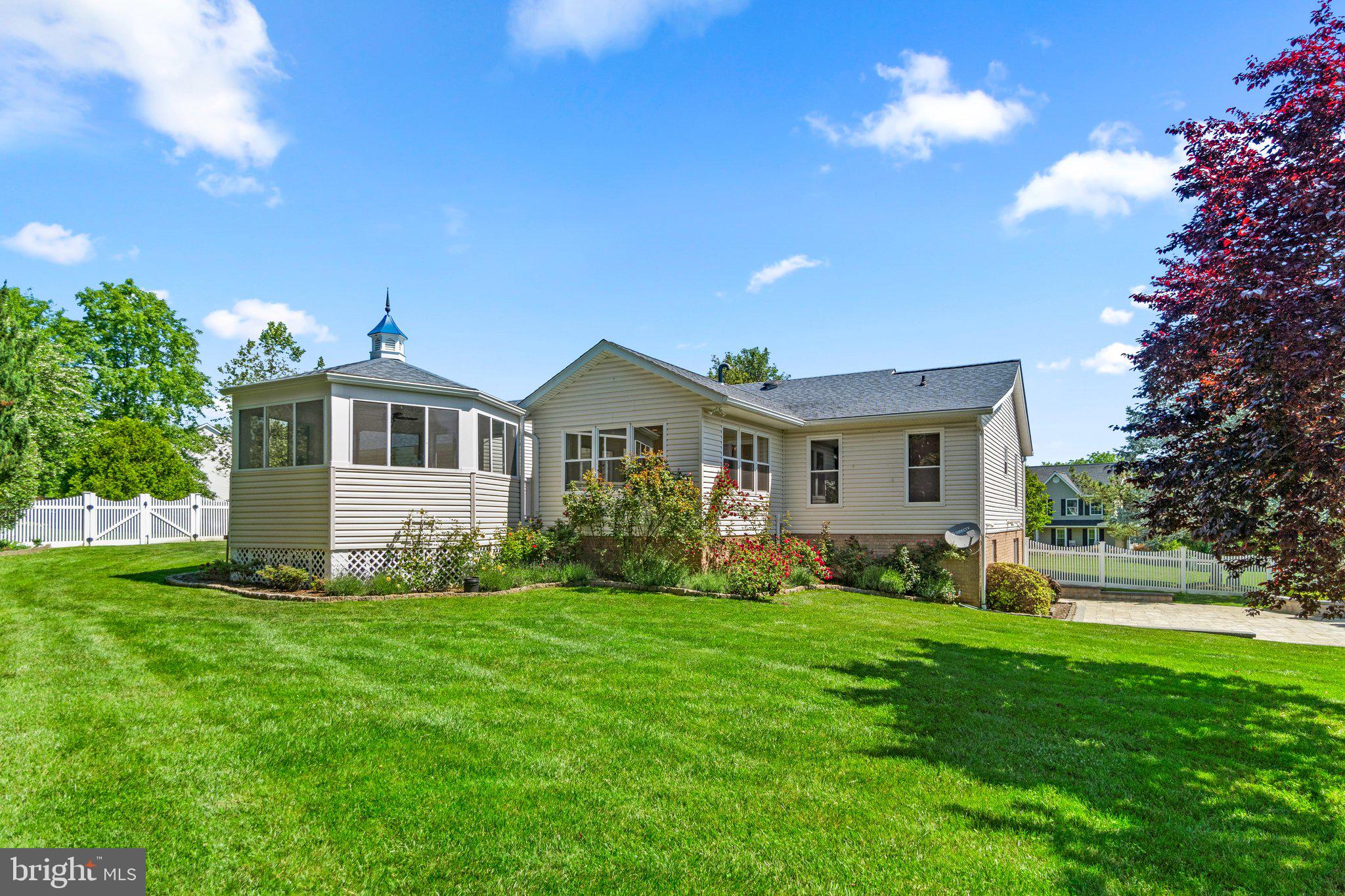 AUTUMN RIDGE - Residential