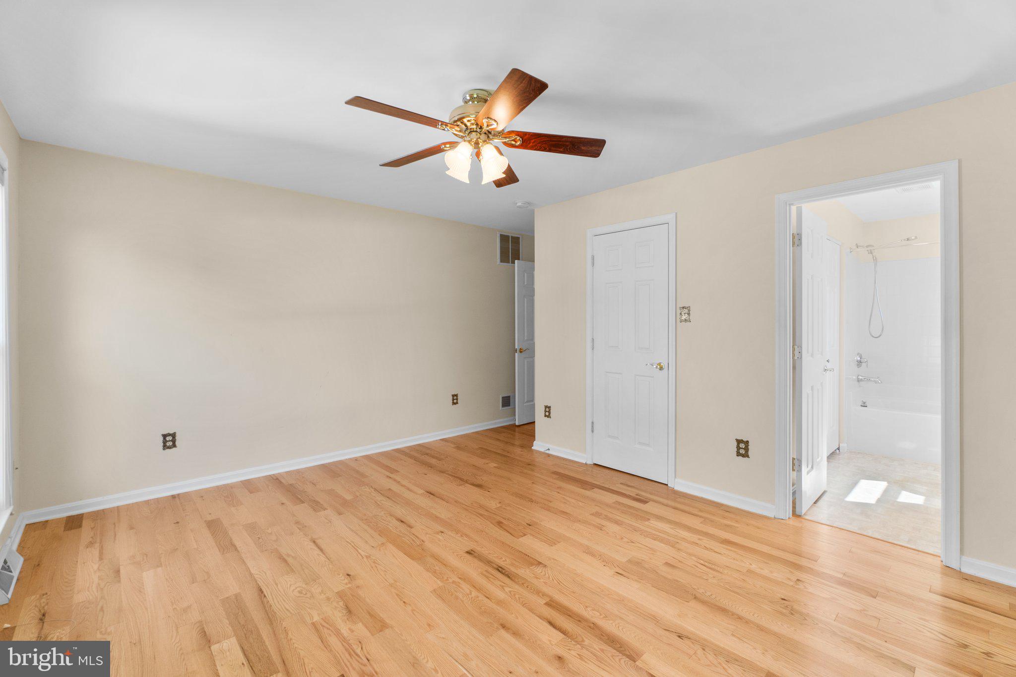 AUTUMN RIDGE - Residential