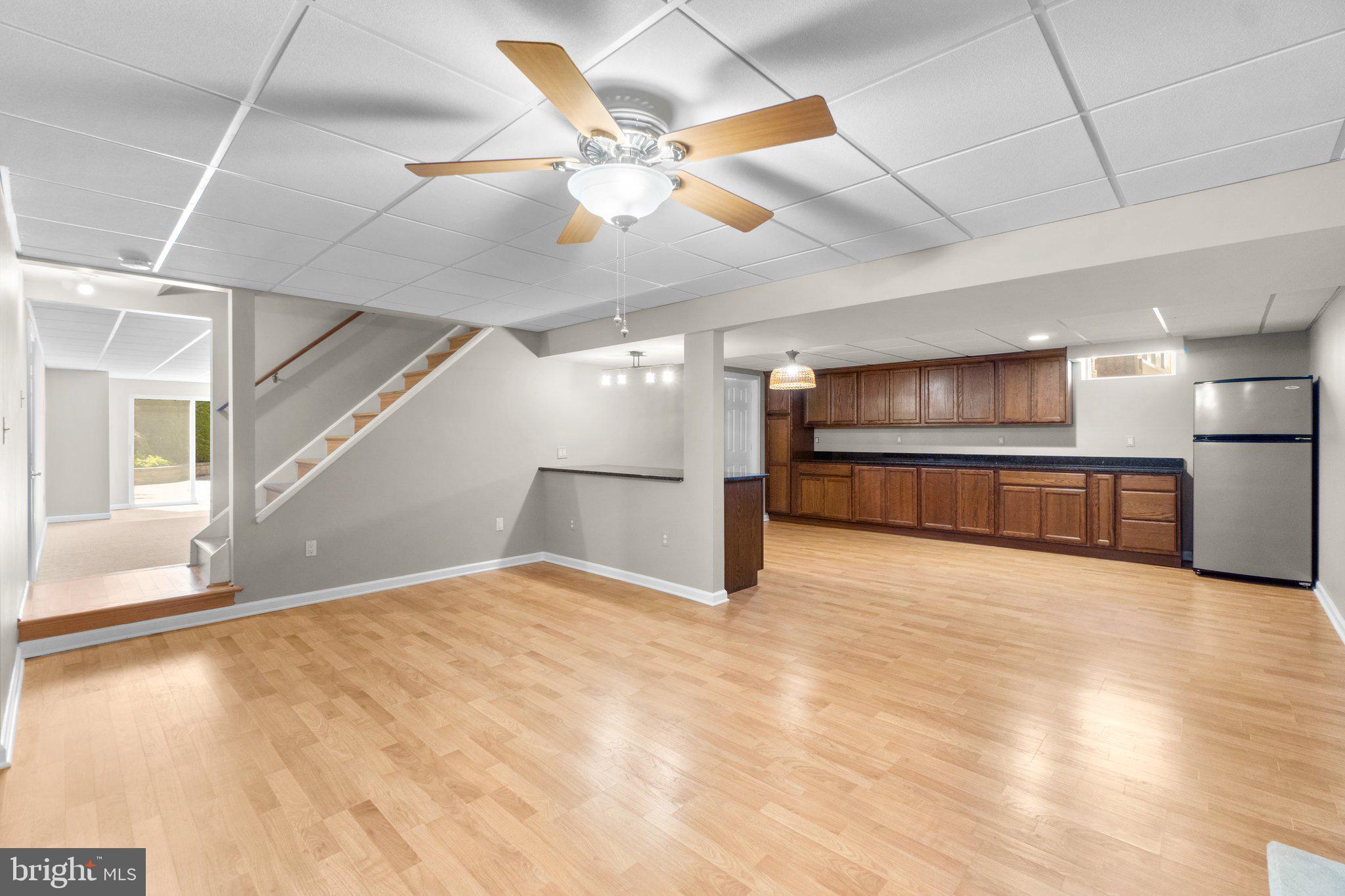 AUTUMN RIDGE - Residential