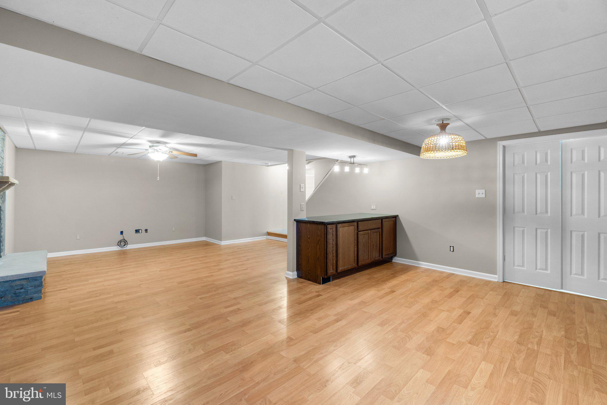 AUTUMN RIDGE - Residential