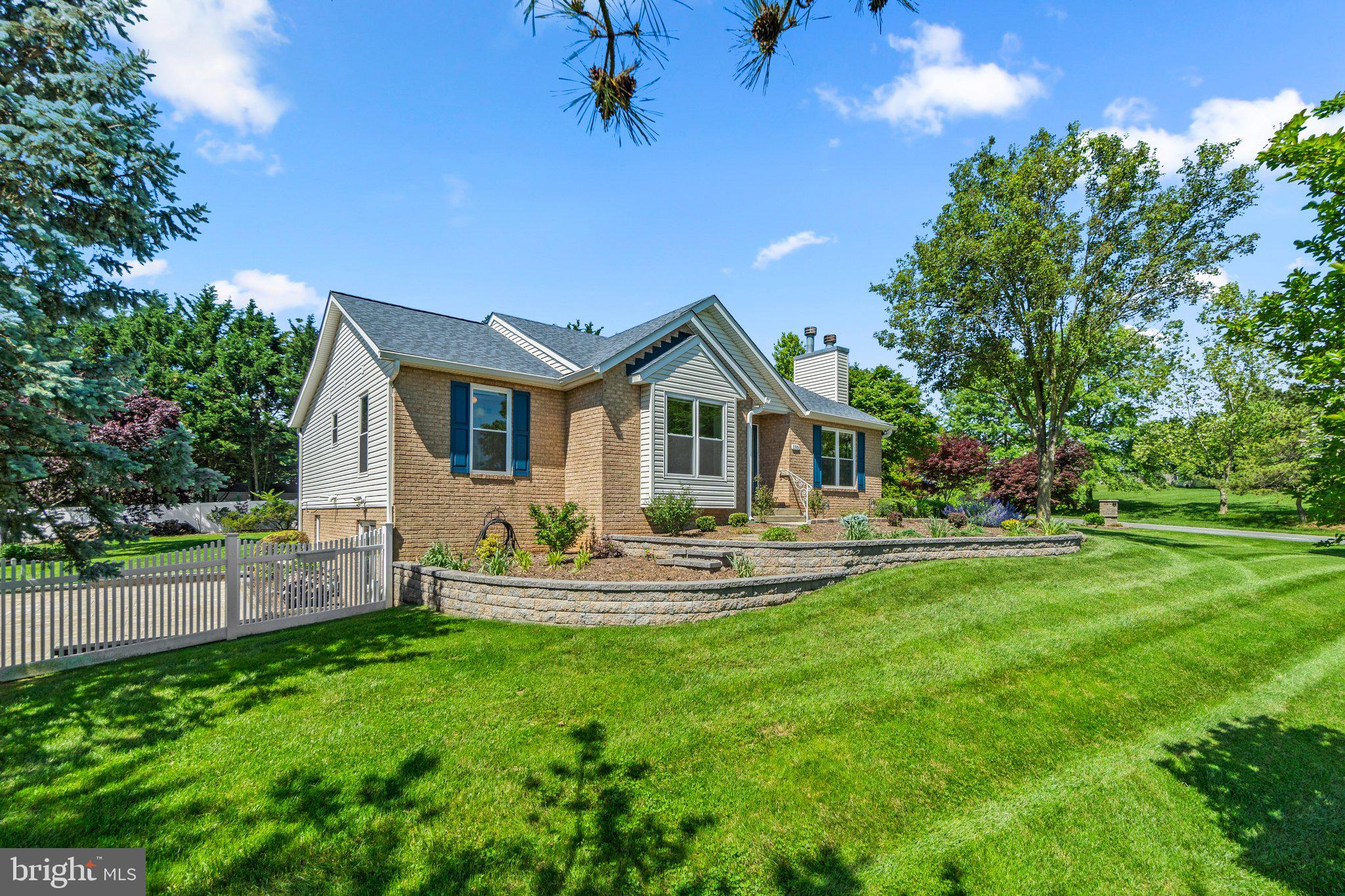 AUTUMN RIDGE - Residential