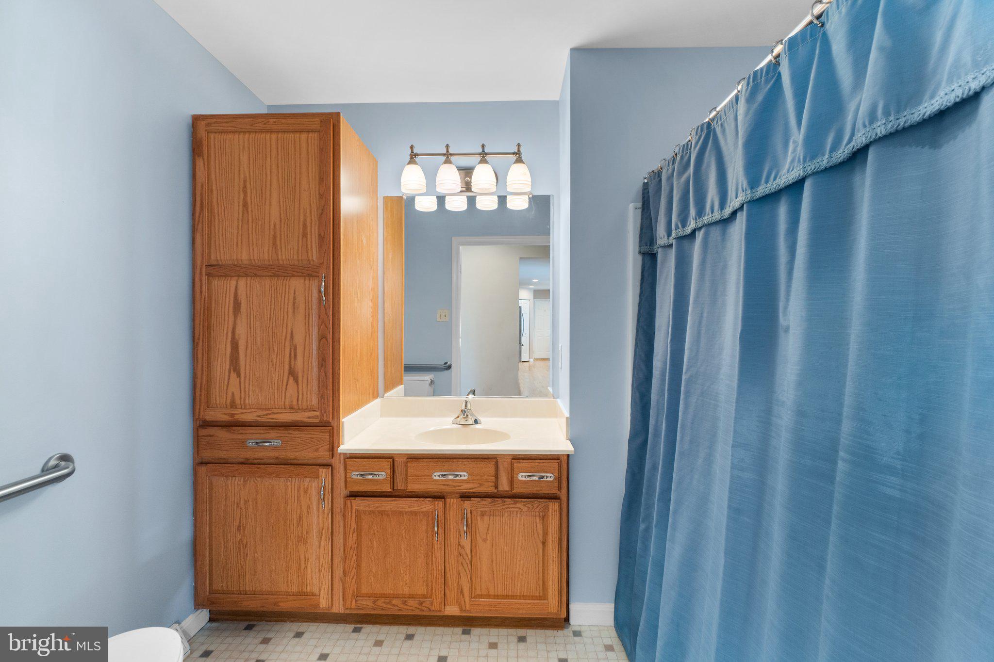 AUTUMN RIDGE - Residential