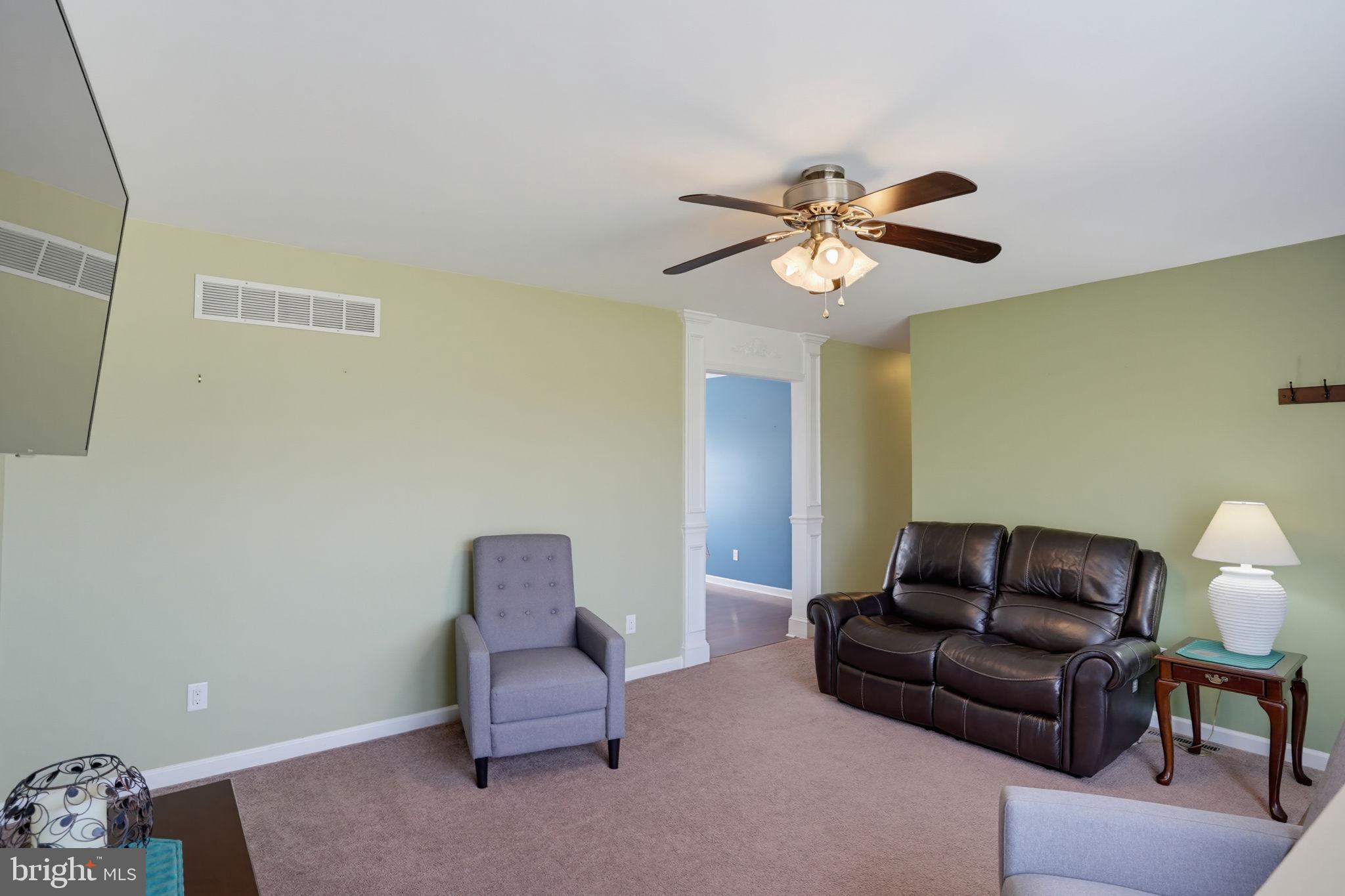 10228 BAYSIDE DRIVE