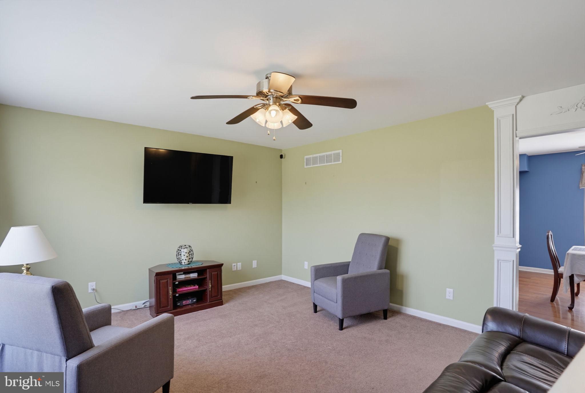 10228 BAYSIDE DRIVE