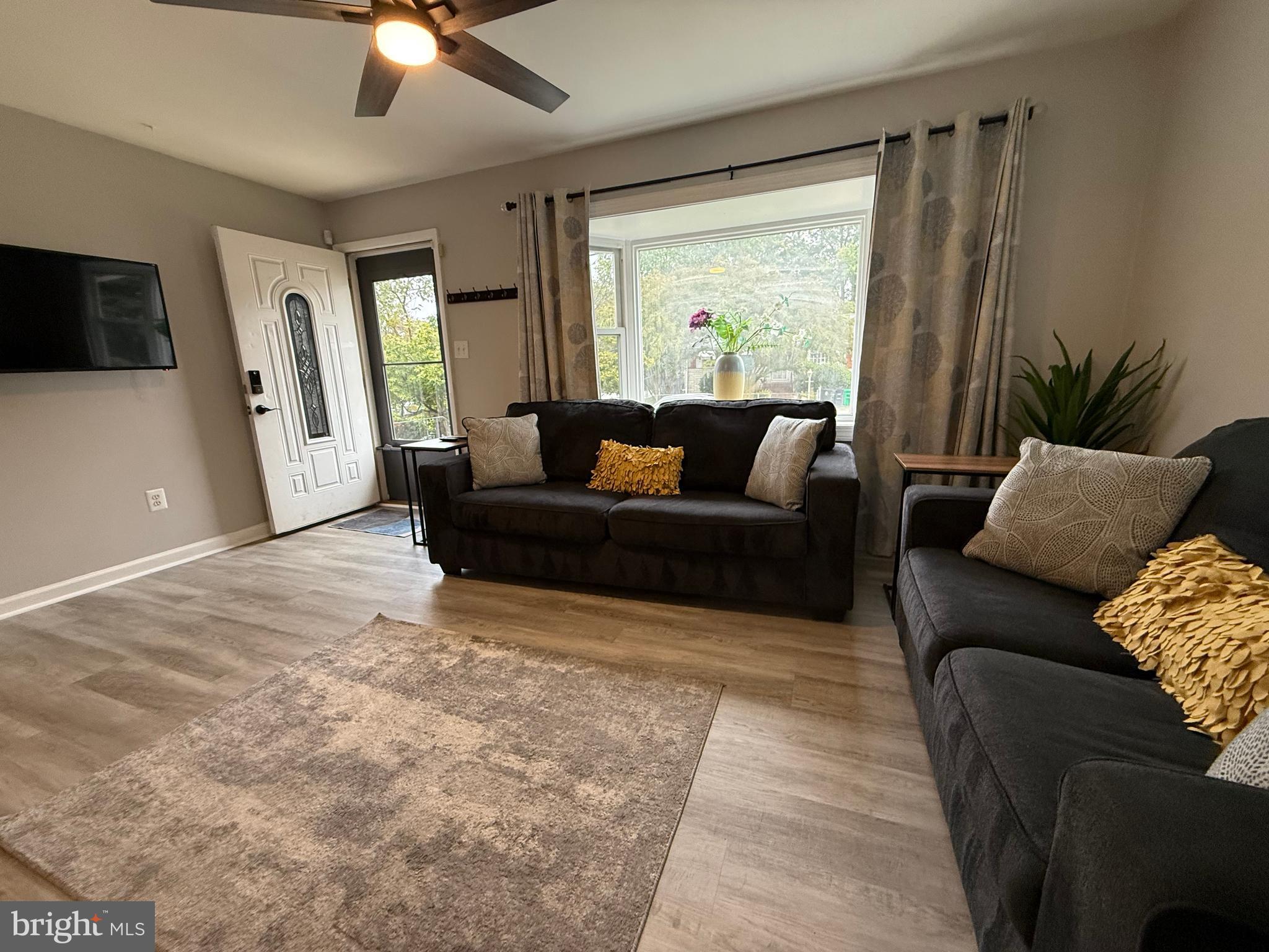 COLUMBIA PARK - Residential Lease